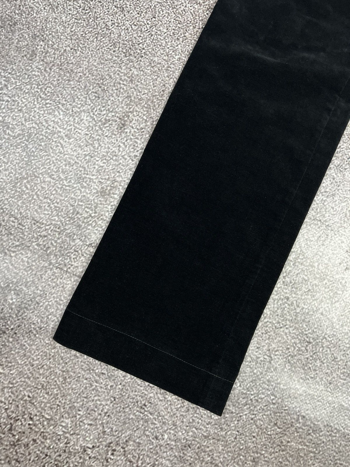 Tom Ford 2006 Gucci Tom Ford Velvet Wide Leg Pants luxury vintage Size 26" / US 2 / IT 38 - 9 Thumbnail