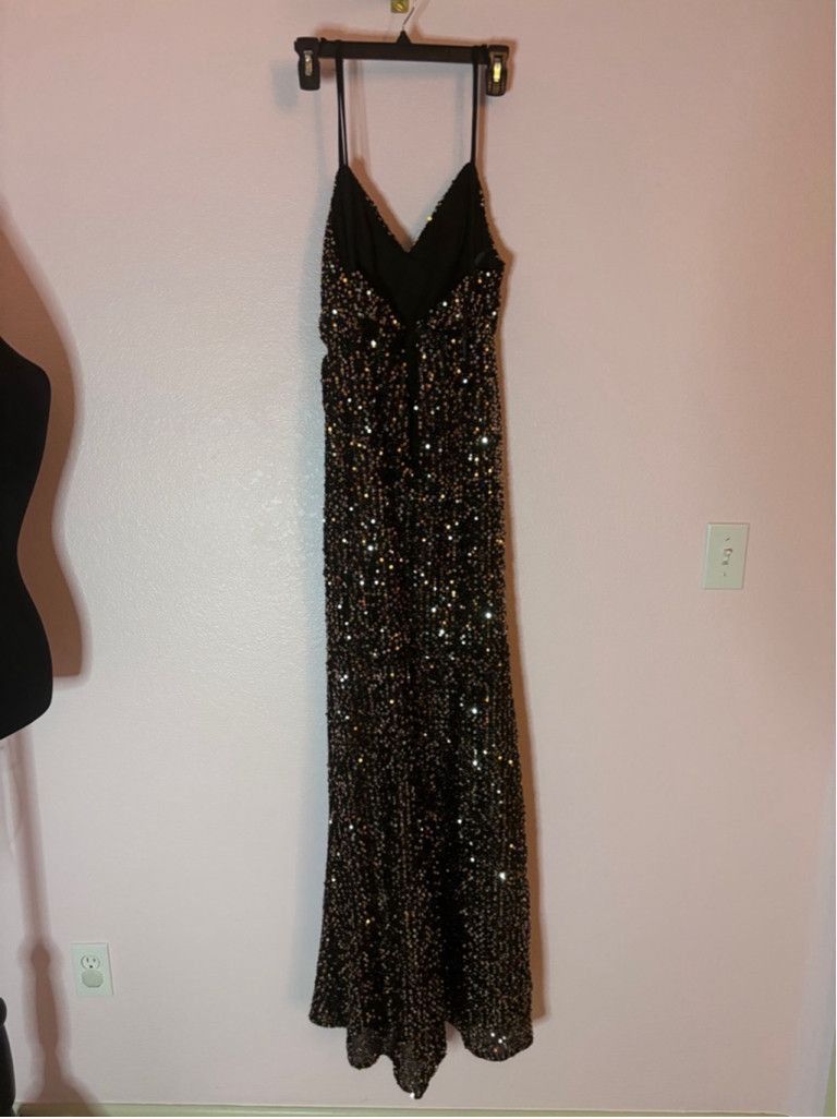 Mac Duggal Women's Mac Duggal Black & Gold Sequin Dress Size 4 Size S / US 4 / IT 40 - 6 Thumbnail