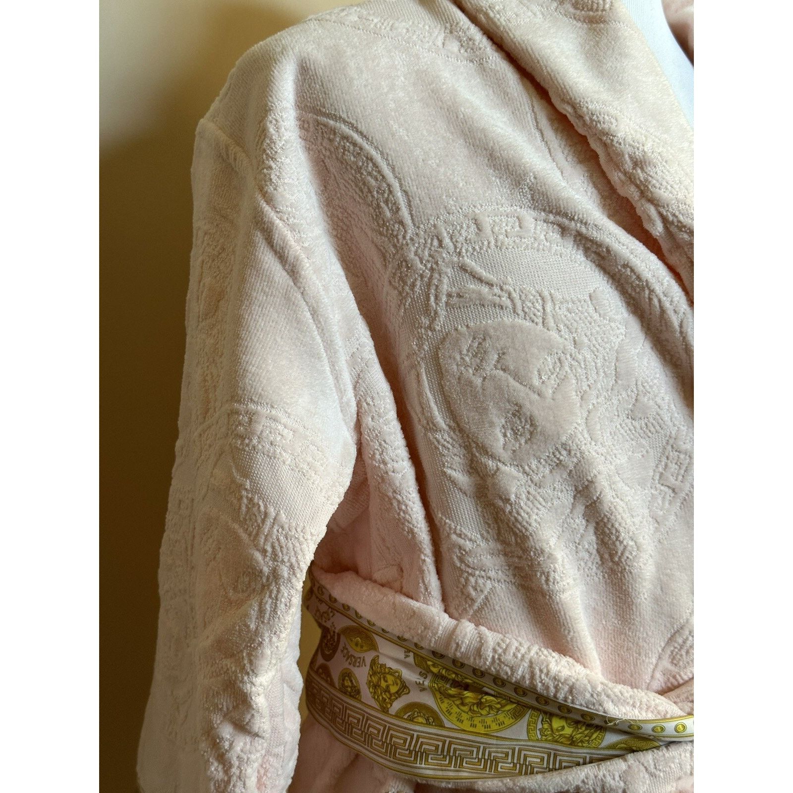 Versace Versace Medusa Cotton Terry Bath Robe Rose Medium ZACJ00008 Size ONE SIZE - 9 Thumbnail