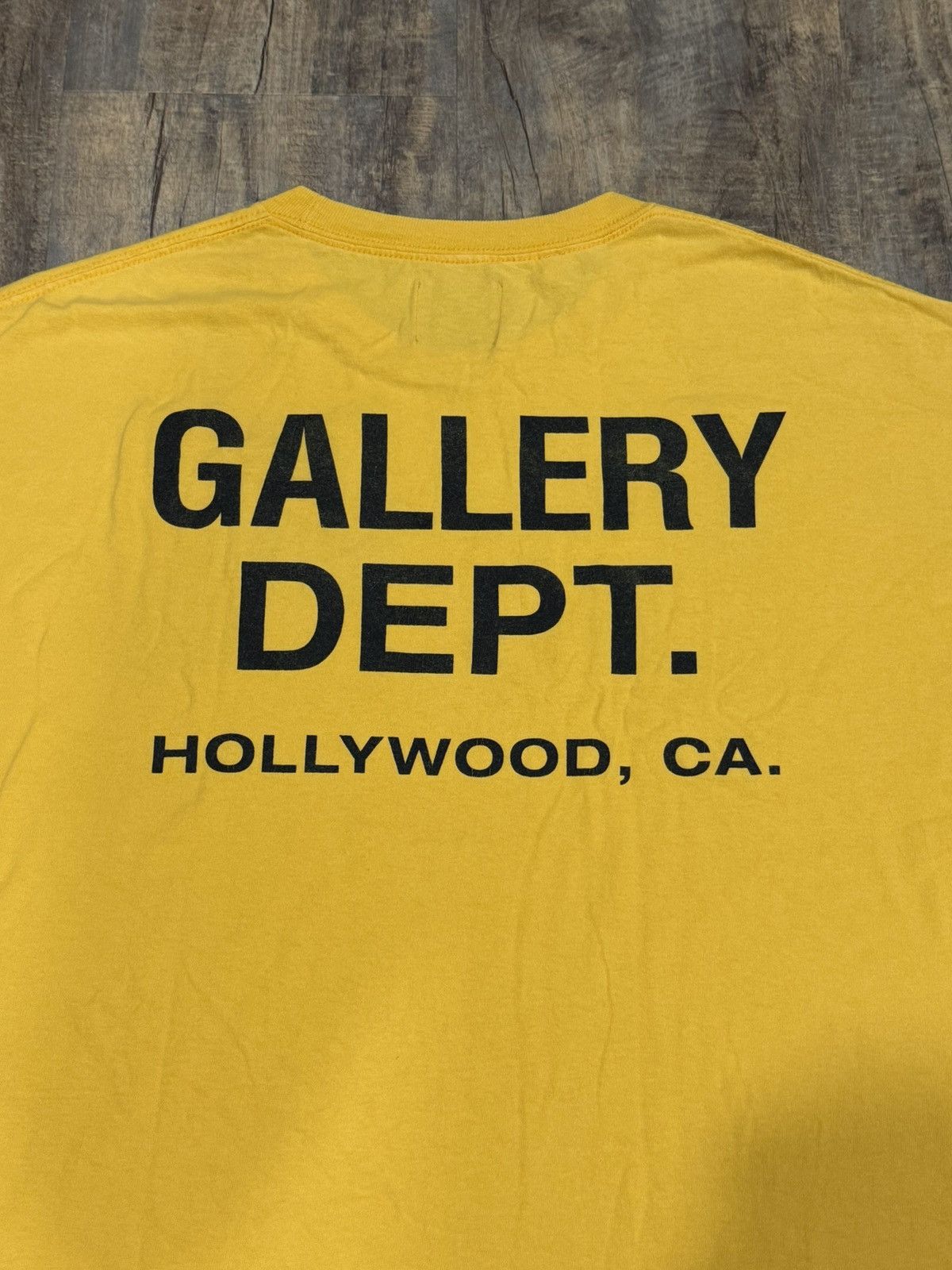 Gallery Dept. RARE Gallery Dept Yellow Souvenir Logo Tee Hollywood Vintage Size US XL / EU 56 / 4 - 3 Thumbnail