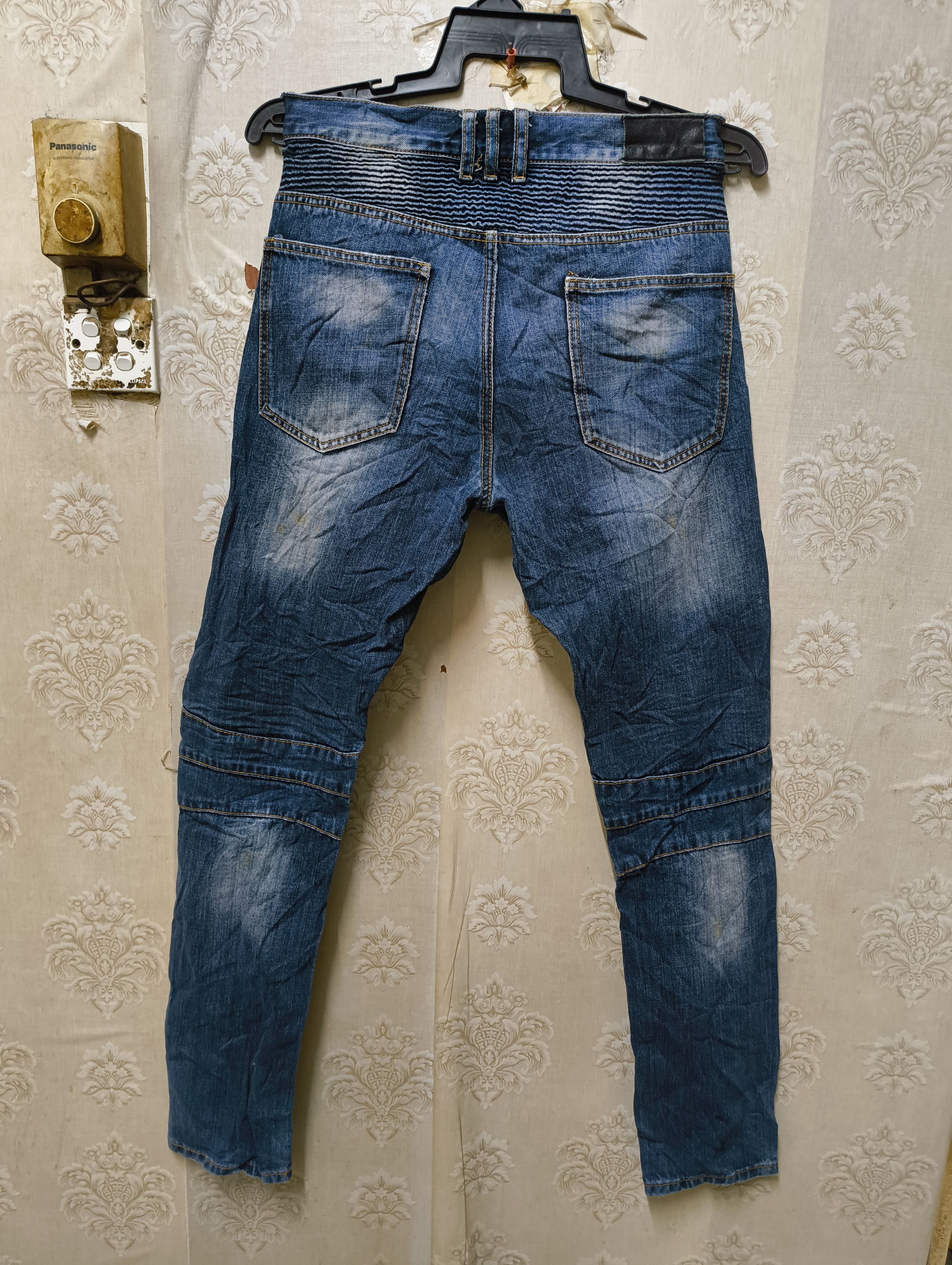 Japanese Brand EMBELLISHED BIKER JEANS Size US 33 - 2 Thumbnail
