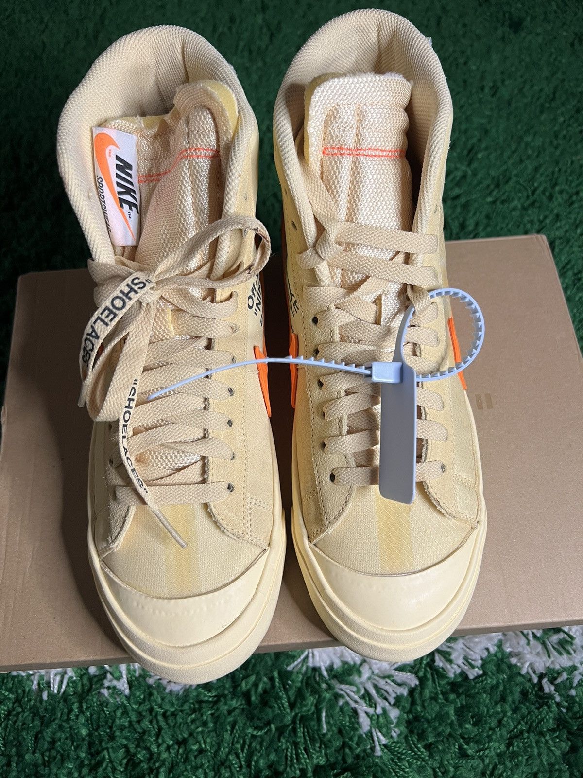Nike × Off-White Off white Blazer All Hallow’s Eve Size US 8.5 / EU 41-42 - 2 Thumbnail