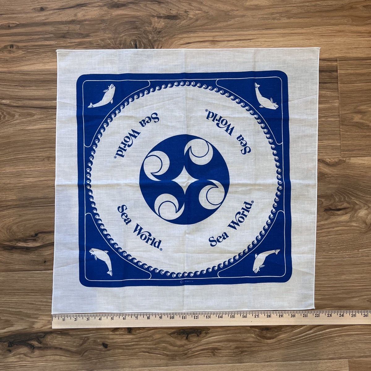 Other Vintage 80s Sea World Handkerchief White Blue 21.5x21.5 Size ONE SIZE - 4 Thumbnail