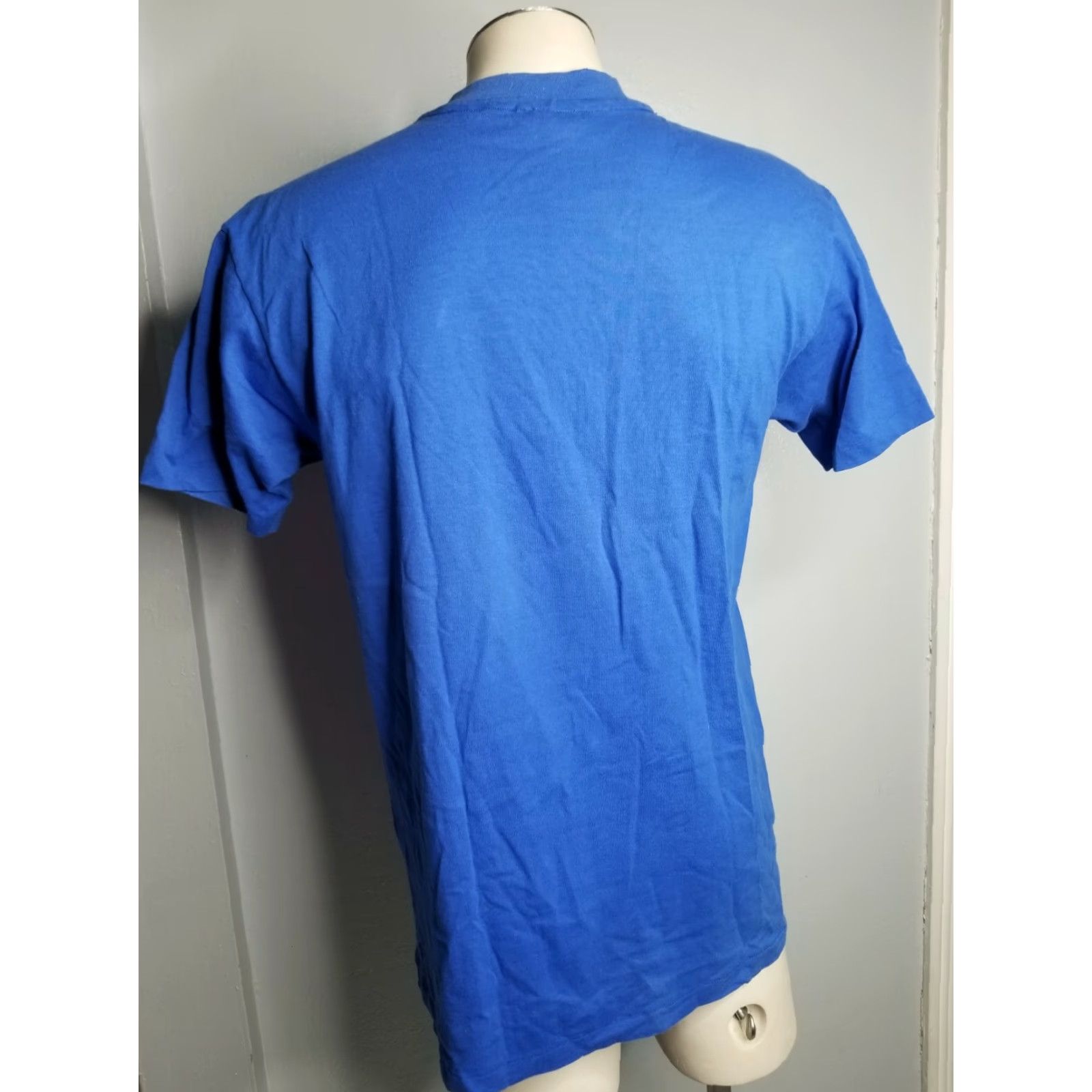 Hanes VTG 90s Mens L T Shirt Hanes Crew Neck Short Sleeve Blue Cotton Knit Graphic Print Stitch 80s 90s Size US L / EU 52-54 / 3 - 2 Thumbnail