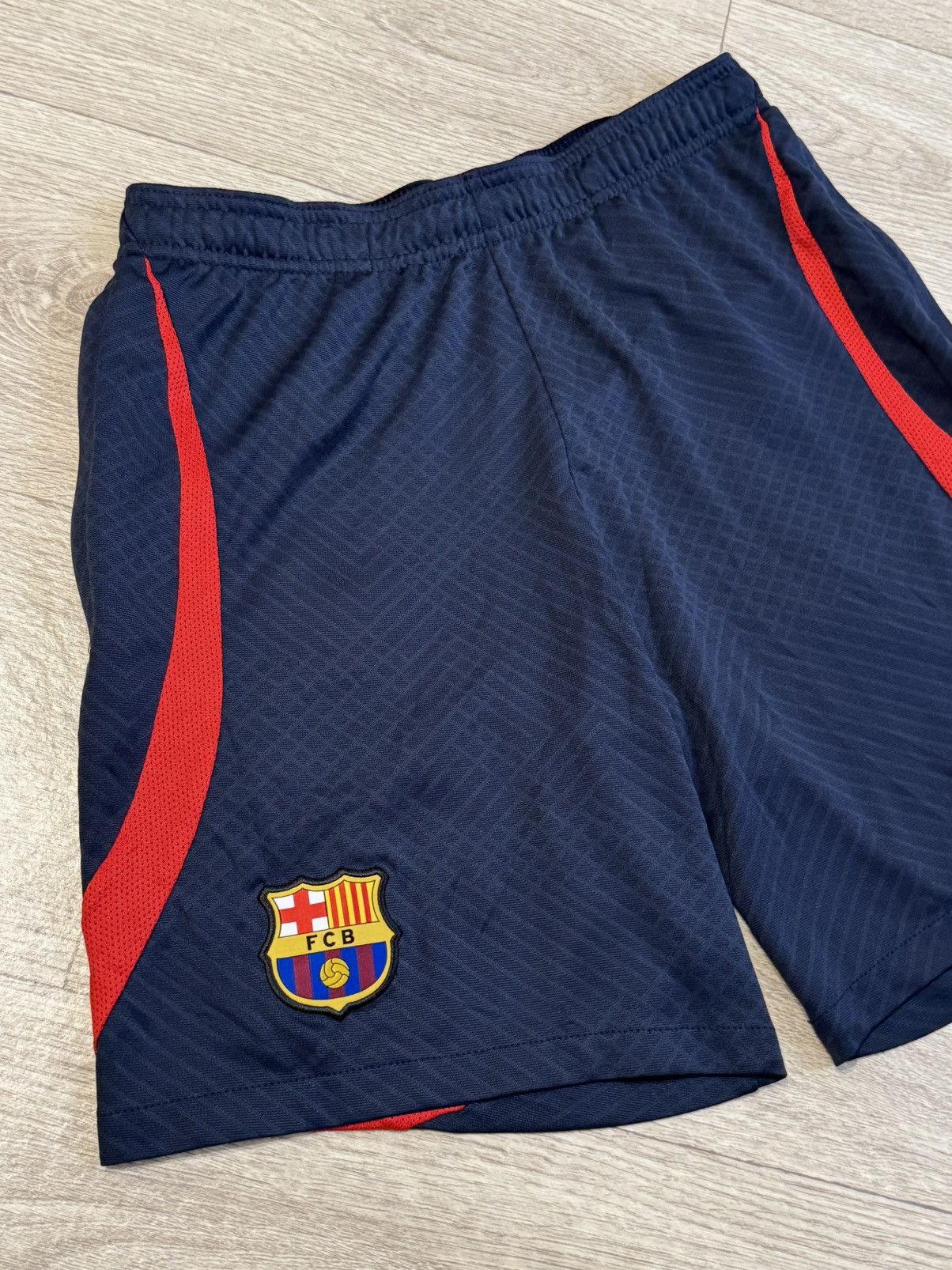 Nike 🔷Nike FC Barcelona 2022/23 Soccer Shorts🔷 Size US 32 / EU 48 - 2 Thumbnail