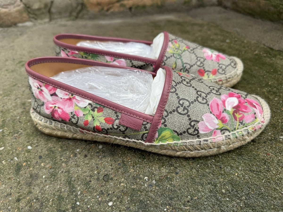 Gucci Authentic ✨Gucci✨GG Blooms Floral Print Supreme Espadrilles Size US 7 / IT 37 - 3 Thumbnail