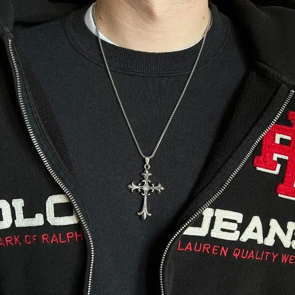 Jewelry Y2K 2000s grunge punk gothic emo cross pendant necklace Size ONE SIZE - 1 Thumbnail