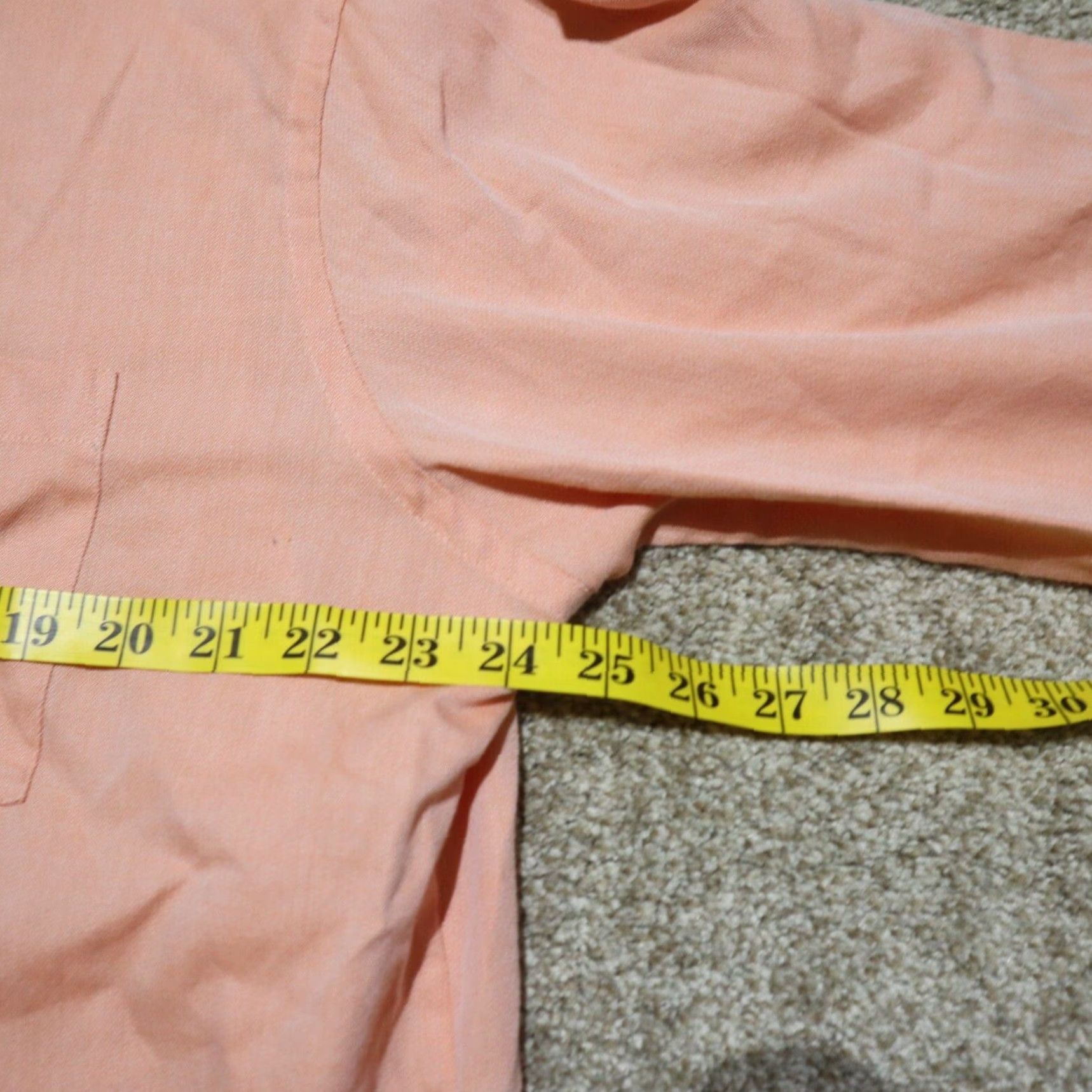 Van Heusen Van Heusen Peach Pink Regular Fit Button-Up Shirt Long Sleeve Men Size 16 32/33 Size US L / EU 52-54 / 3 - 5 Thumbnail