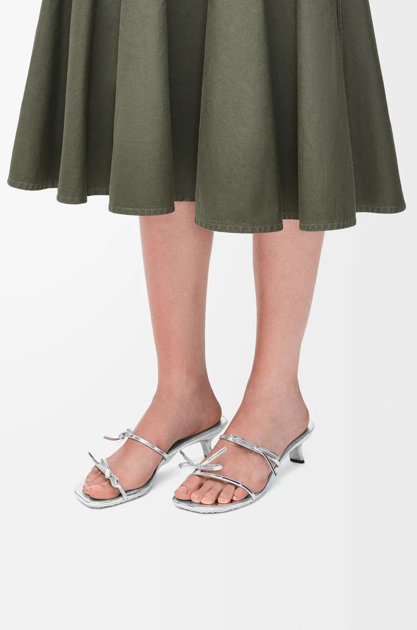 Loewe o1loc1c0525 Sandals in Silver Size US 7 / IT 37 - 2 Thumbnail