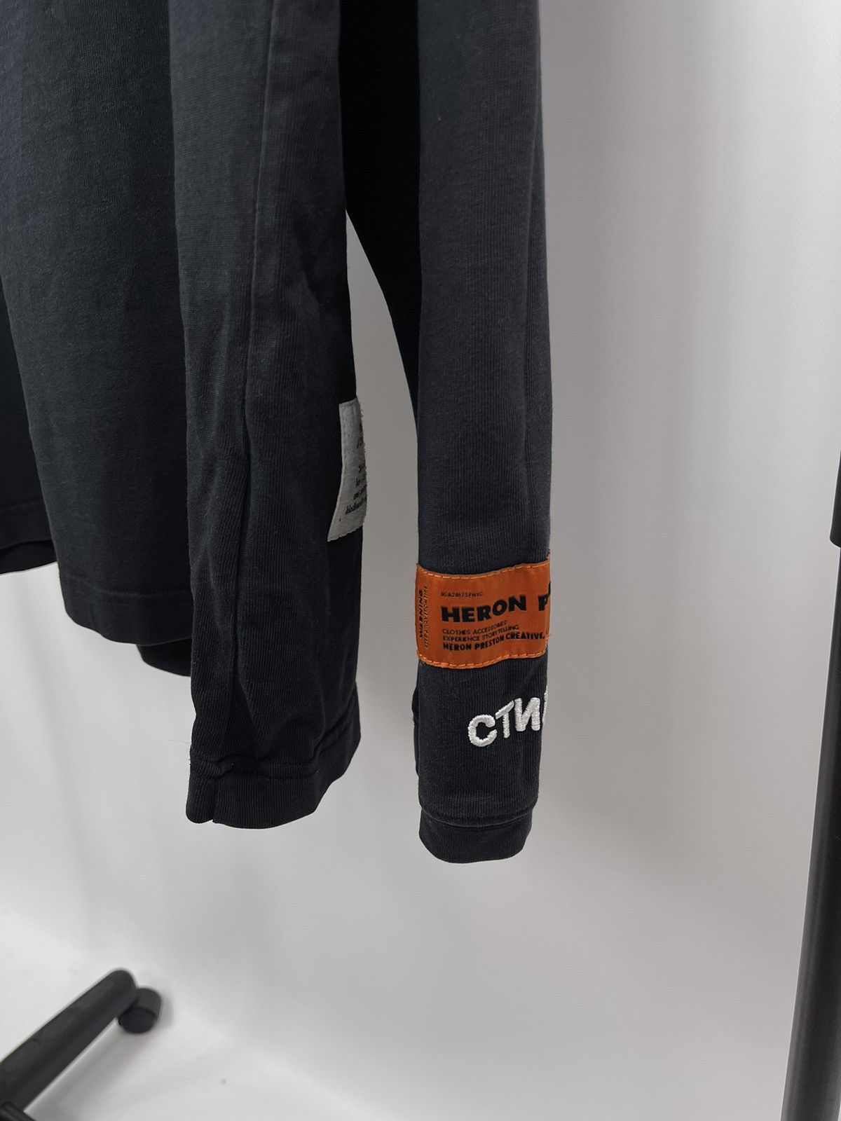 Heron Preston Heron Preston Long Sleeve Heavy Weight Mock Turtle M Black Size US M / EU 48-50 / 2 - 4 Thumbnail