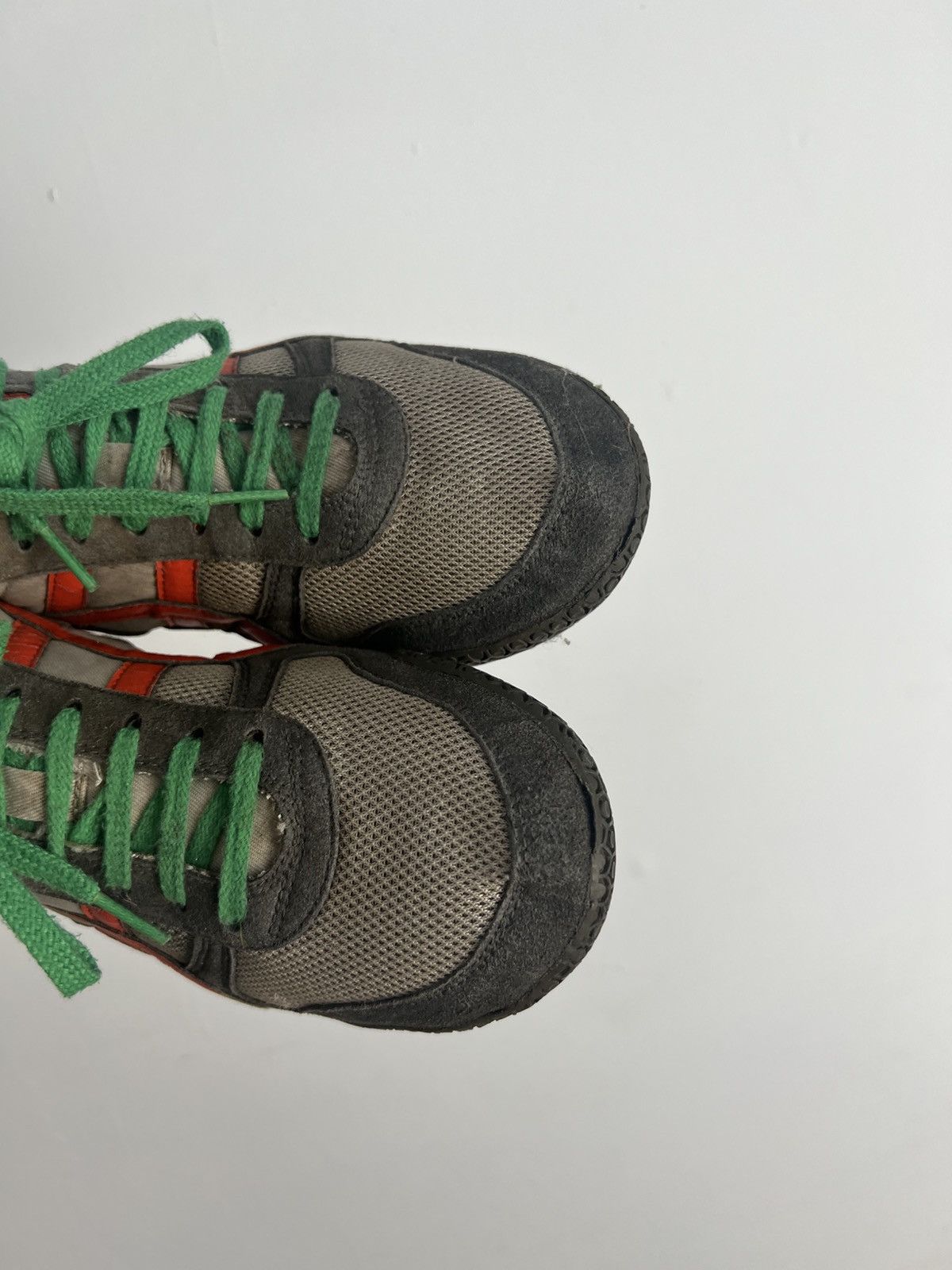Asics 🔥Rare Vintage Asics Tiger Onitsuka Sneakers shoes Size US 10 / EU 43 - 6 Thumbnail