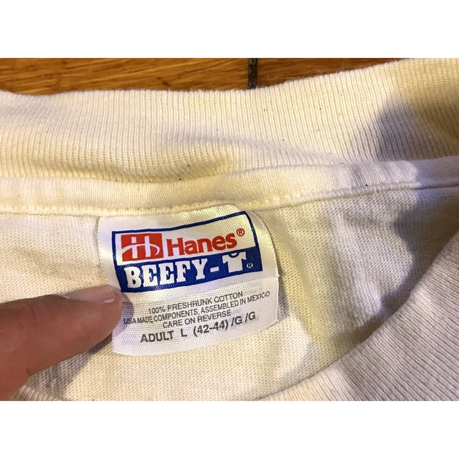 Hanes VINTAGE Hanes Shirt Men Large White Camp Weitzel Lake Champlain 1999 Graphic Print Logo Cotton Jersey 90s Size US L / EU 52-54 / 3 - 5 Thumbnail