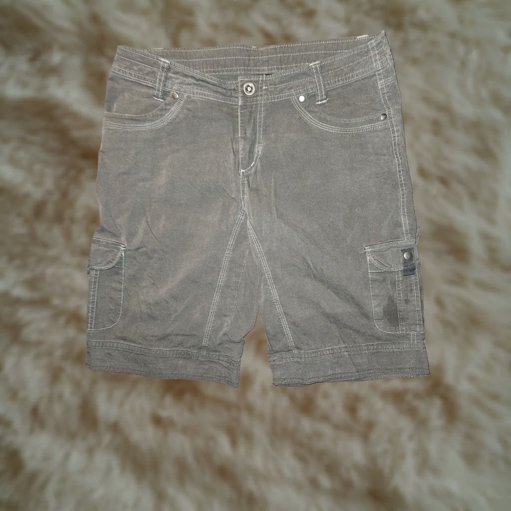 Vintage Kuhl Cargo Bermuda Shorts Women's 12 Gray Mid Rise Hiking Camping Outdoors Brown Spots? (Note: Kept original content intact) Size 34" / US 12 / IT 48 - 1 Thumbnail