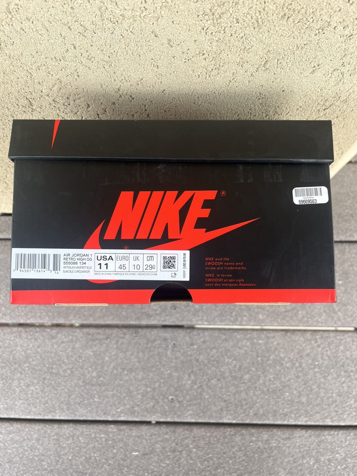 Jordan Brand Air Jordan 1 Retro High “University Blue” Size US 11 / EU 44 - 12 Thumbnail