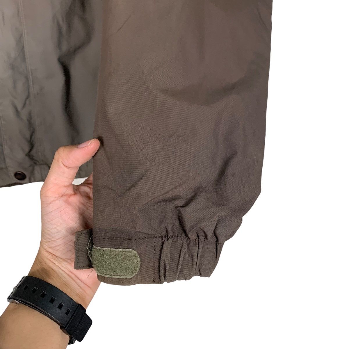 The North Face THE NORTH FACE Colorblock Hoodie Jacket #0400-C18 Size US L / EU 52-54 / 3 - 14 Thumbnail