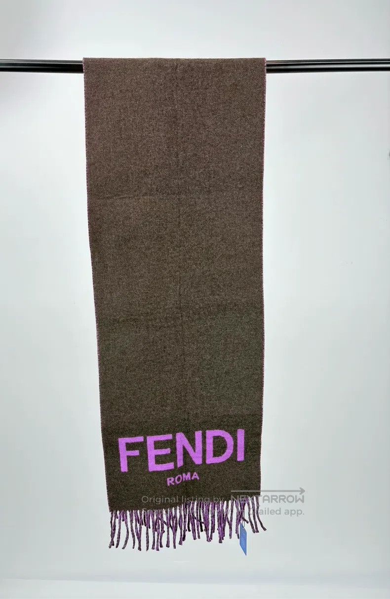 Fendi Fendi size 190×33CM Two-Tone Fringe Scarf Size ONE SIZE - 1 Thumbnail