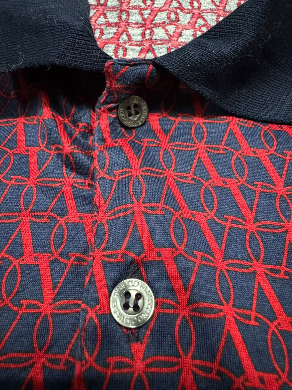 Valentino 💥Rare💥Vintage 1990s Valentino Chemises Oblique Monogram Polo Size US M / EU 48-50 / 2 - 8 Thumbnail