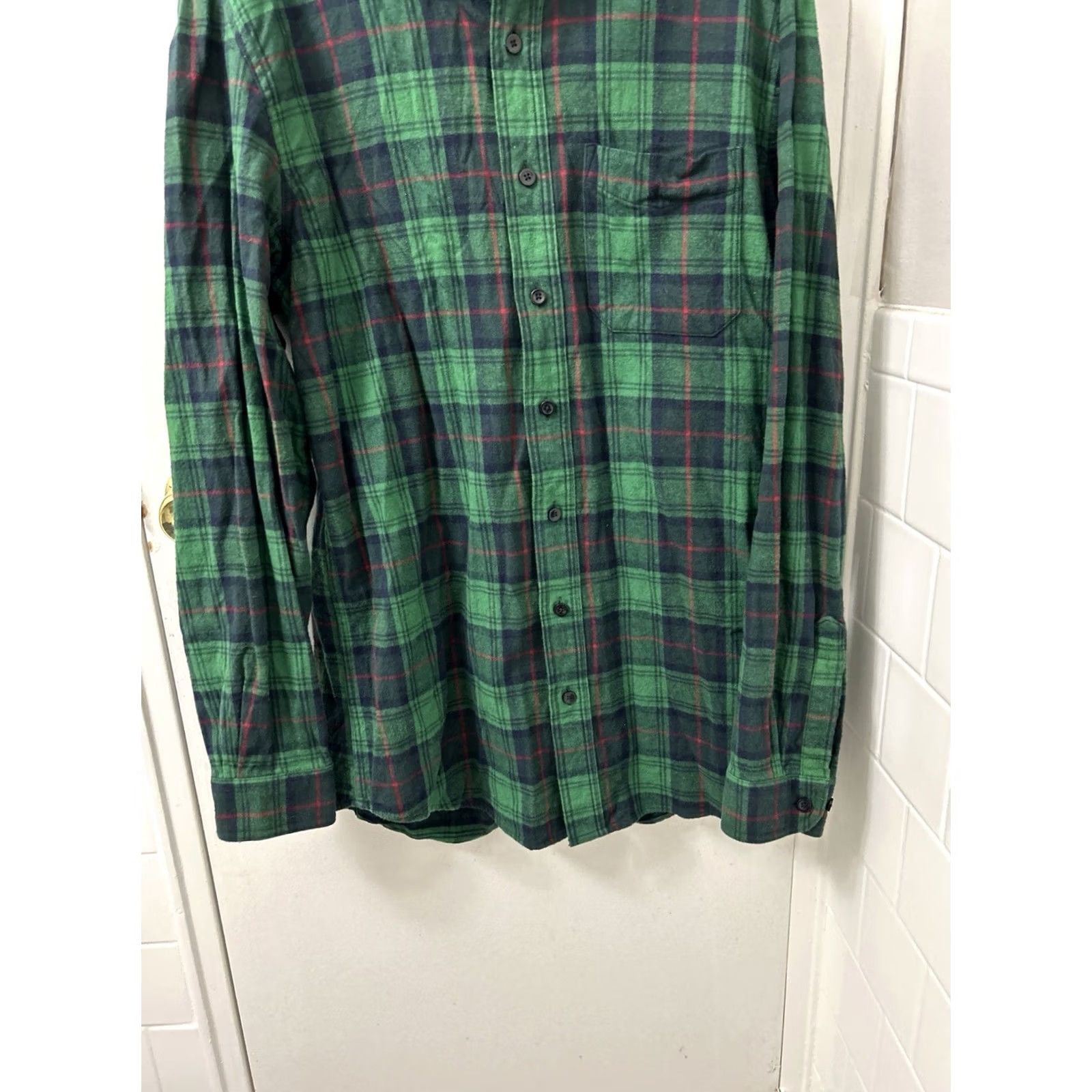 Vintage LL Bean Plaid Flannel Shirt Mens M Slim Button-Down Green 32.5” Pit 23” Vintage? No Size US M / EU 48-50 / 2 - 3 Thumbnail