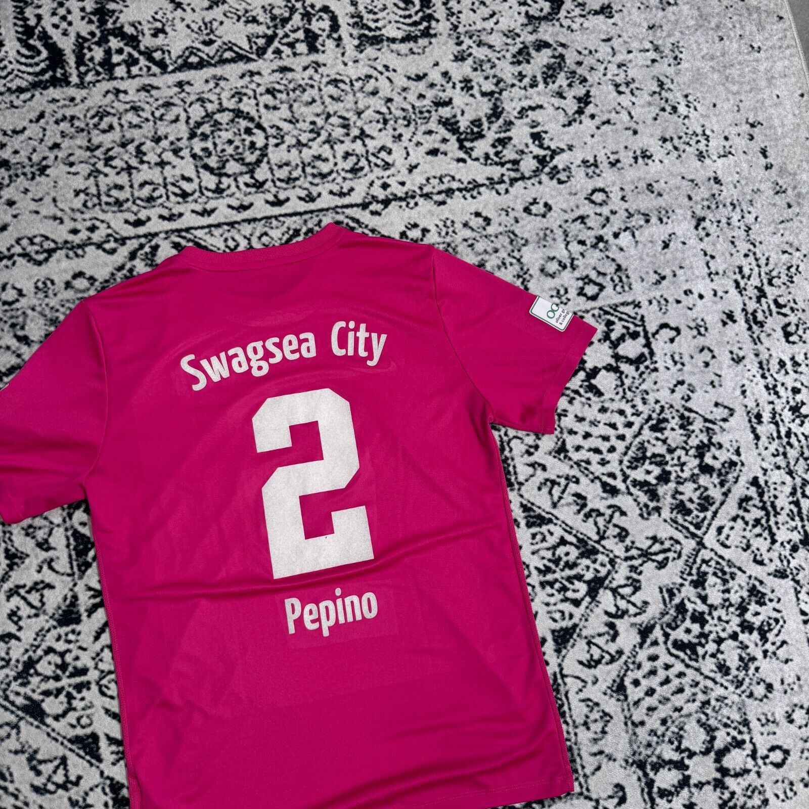 Nike × Vintage Nike Pink Polyester Jersey T-Shirt Size L Swag City Pepino Size US L / EU 52-54 / 3 - 9 Thumbnail