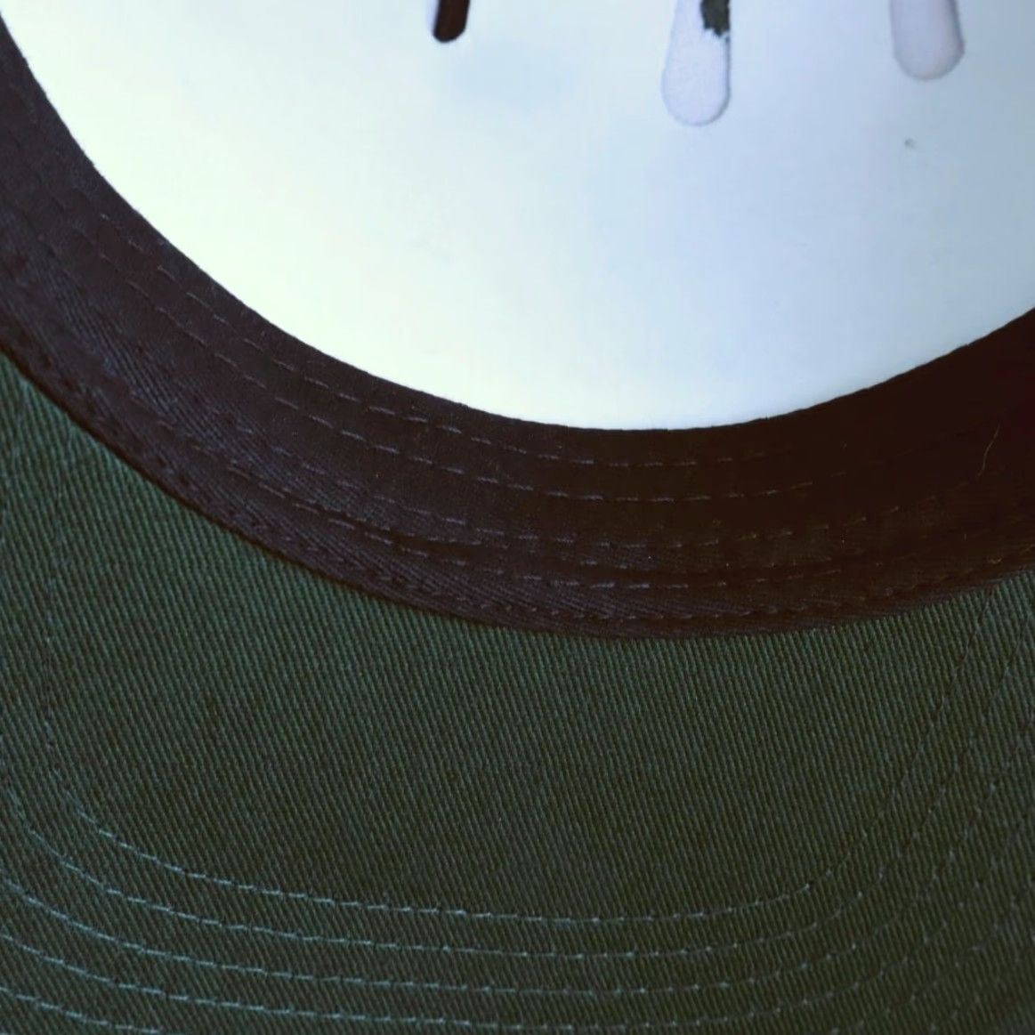 Bass Pro Shops Bass Pro Shops Wrap Around Embroidered Beige Twill Trucker Snapback Hat Men's OS Size ONE SIZE - 7 Thumbnail