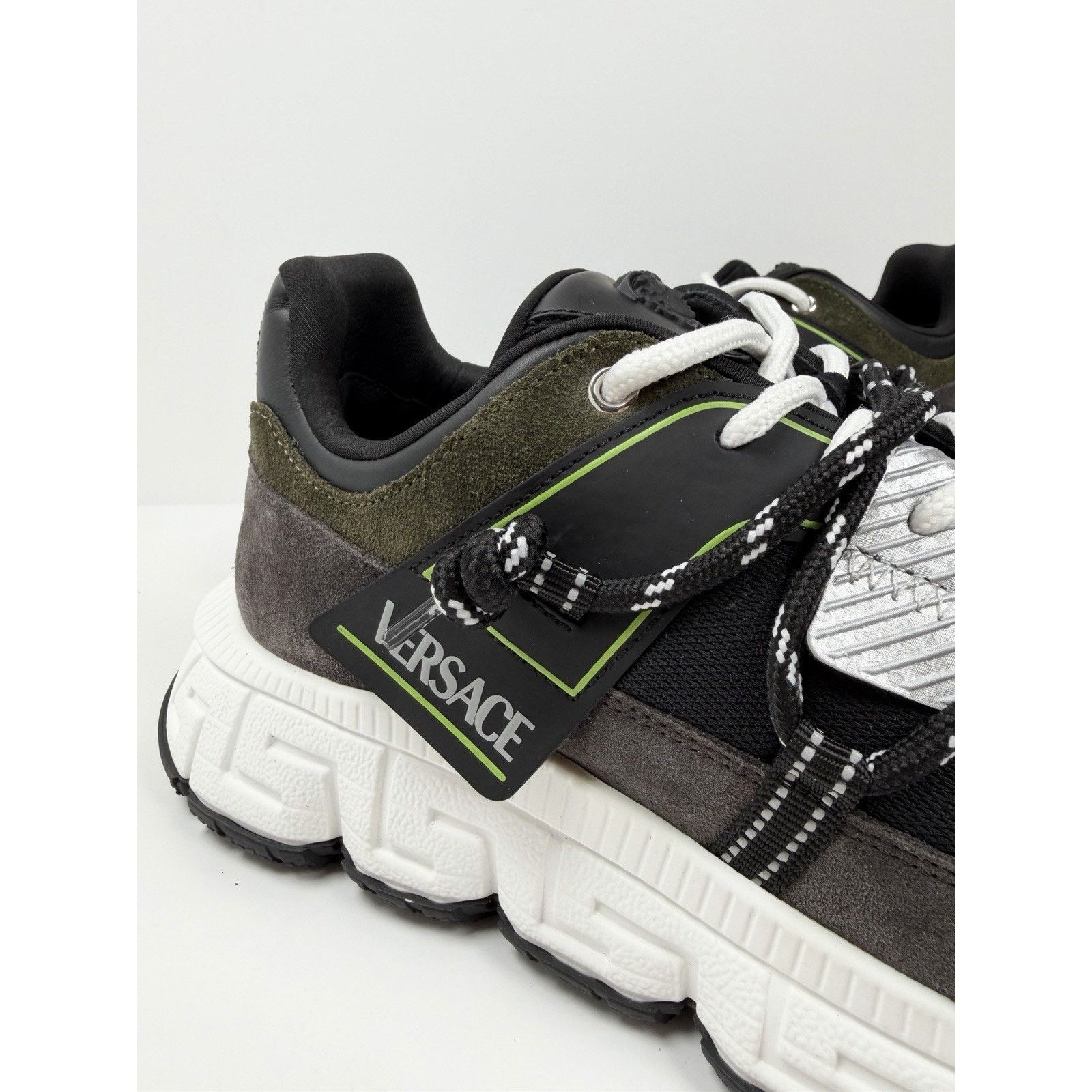 Versace Size 46EU/13US - Versace Trigreca Olive Green NEW! Size US 13 / EU 46 - 4 Thumbnail