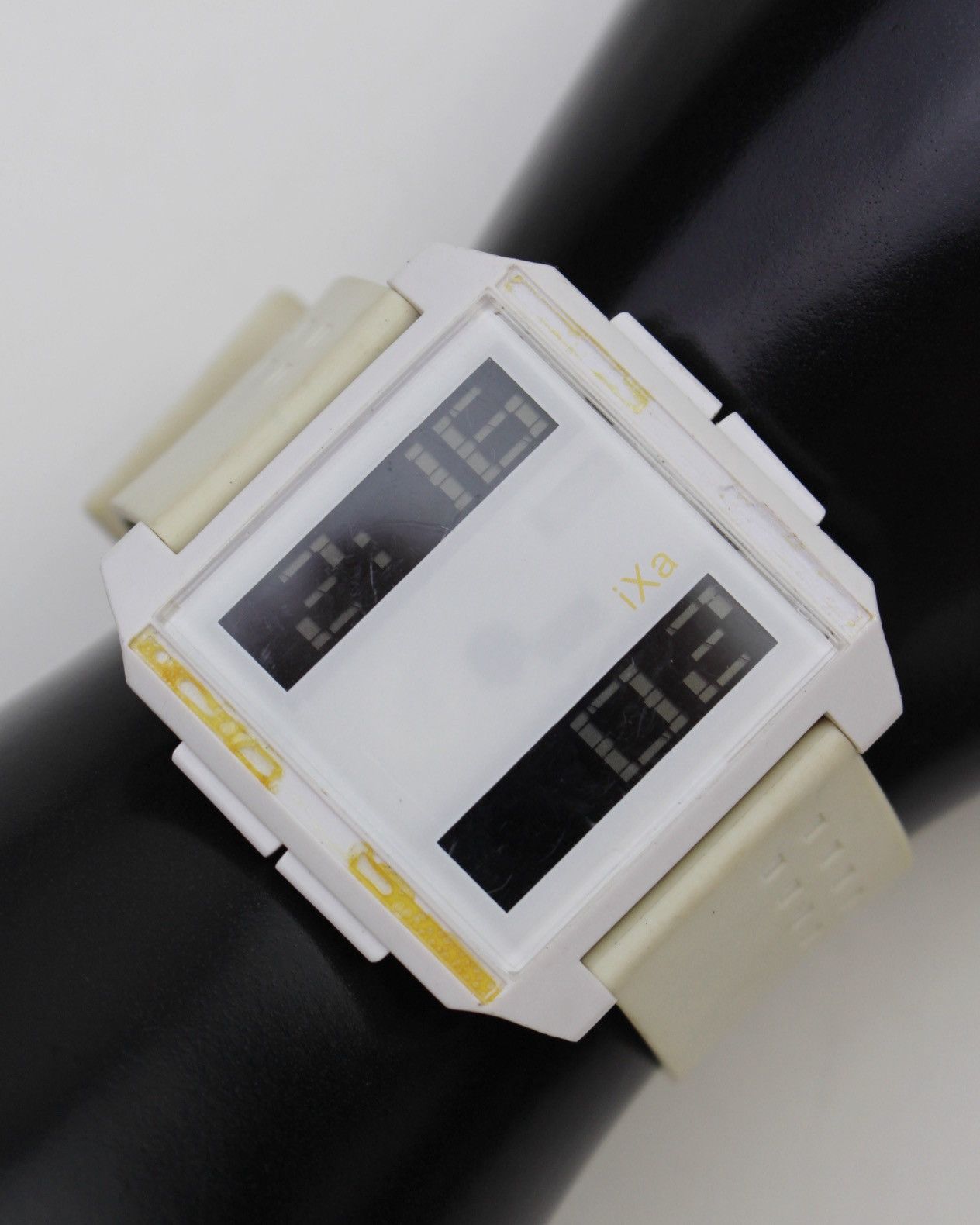 Vintage 2000S J-AXIS IXA FUTURE SQUARE DIGITAL WATCH Size ONE SIZE - 3 Thumbnail