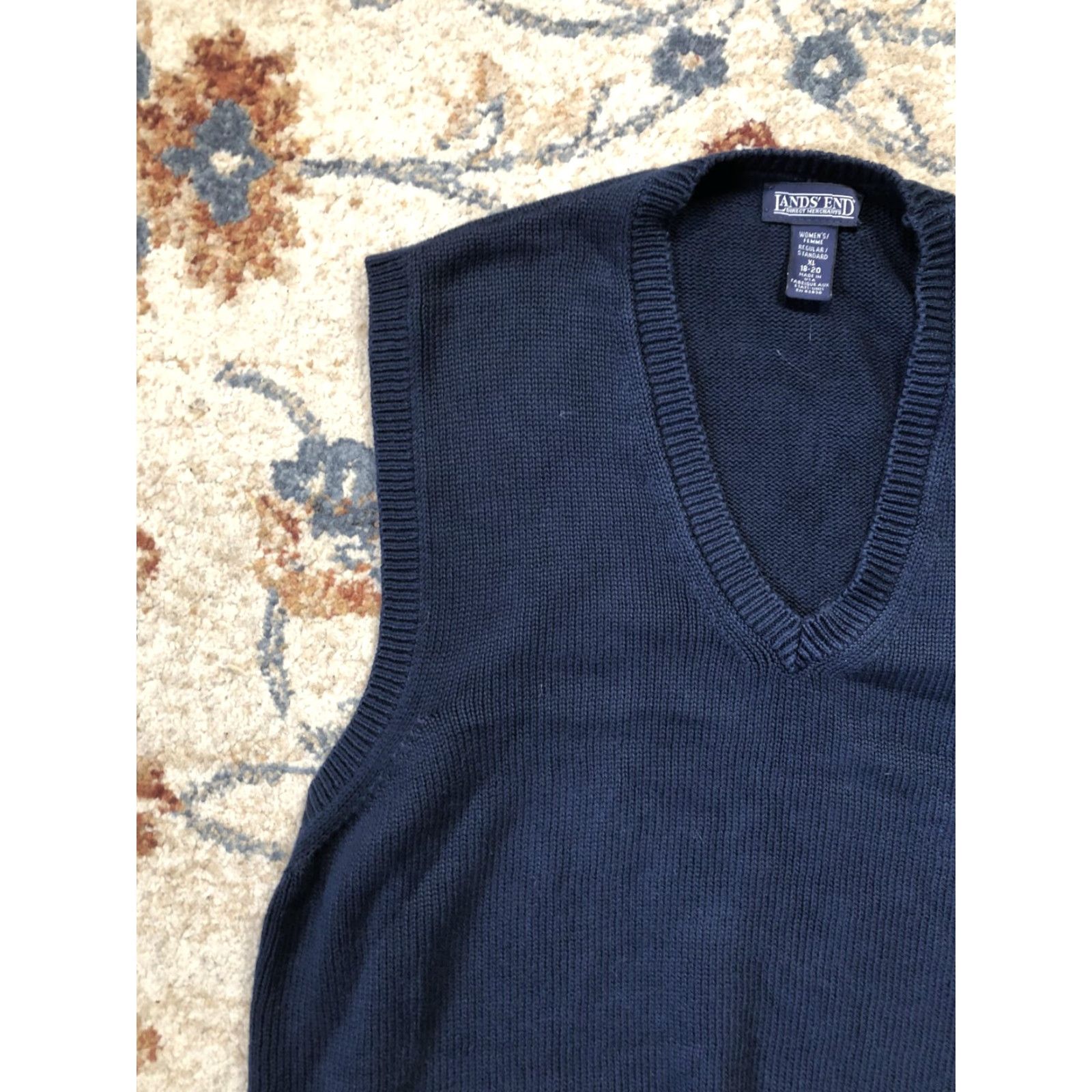 Lands' End Lands' End Sweater Vest Womens XL Navy Blue V Neck Pullover Made in USA Shirt Womens XL Navy blue V-neck Vest Cotton Knit Pullover Size XL / US 12-14 / IT 48-50 - 3 Thumbnail