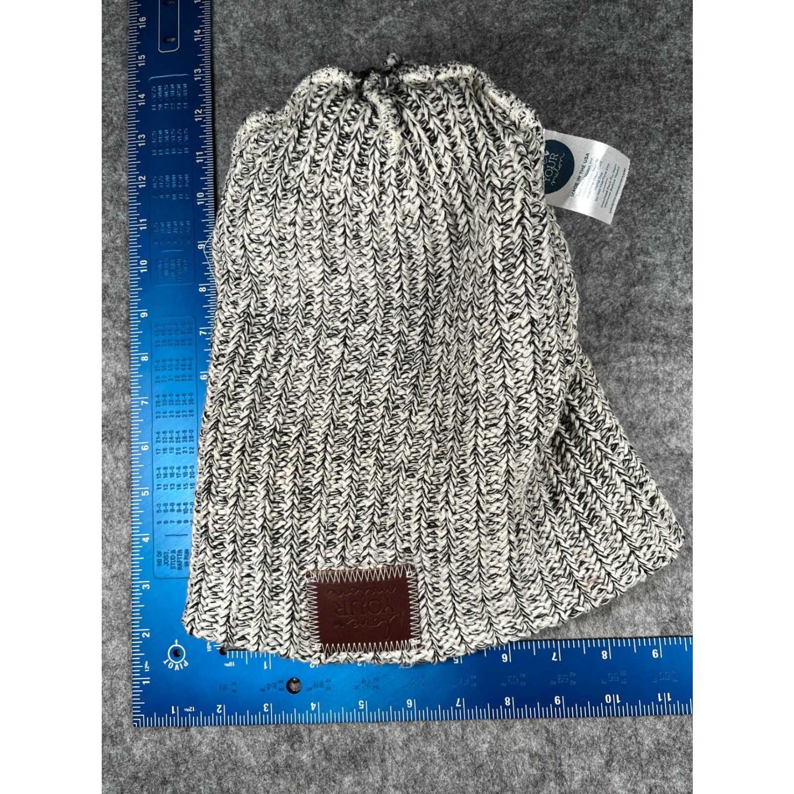 Vintage Love Your Melon Beanie Woman One Size White Knit 100% Cotton Ski Pom Logo Knit Beanie Womens Winter 90s? Size ONE SIZE - 6 Thumbnail
