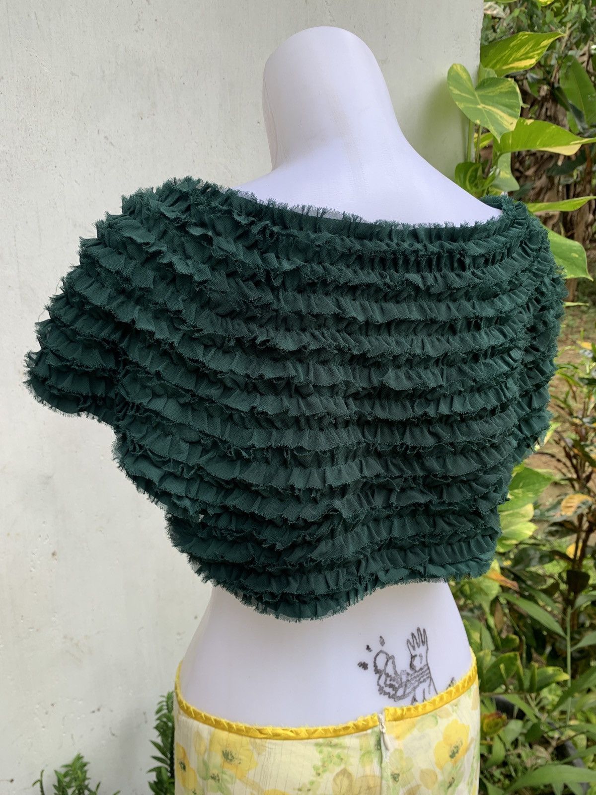 Guy Laroche Guy Laroche Femme Paris Forest Green All Ruffle Cap Top Size M / US 6-8 / IT 42-44 - 9 Thumbnail