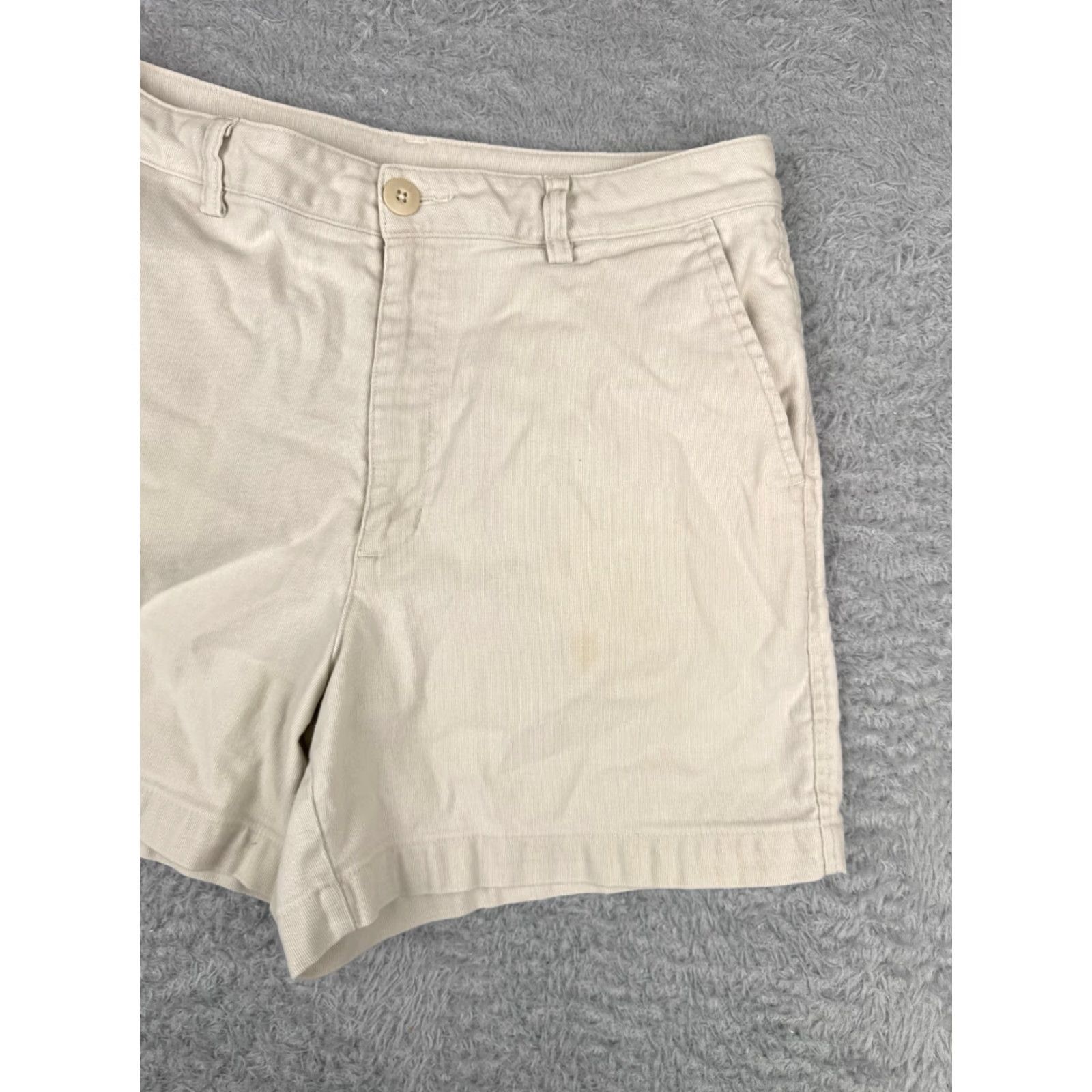 Patagonia VINTAGE Patagonia Shorts Womens 10 Beige Cotton Twill Chino Casual 30x5 57400 Size 32" / US 10 / IT 46 - 3 Thumbnail