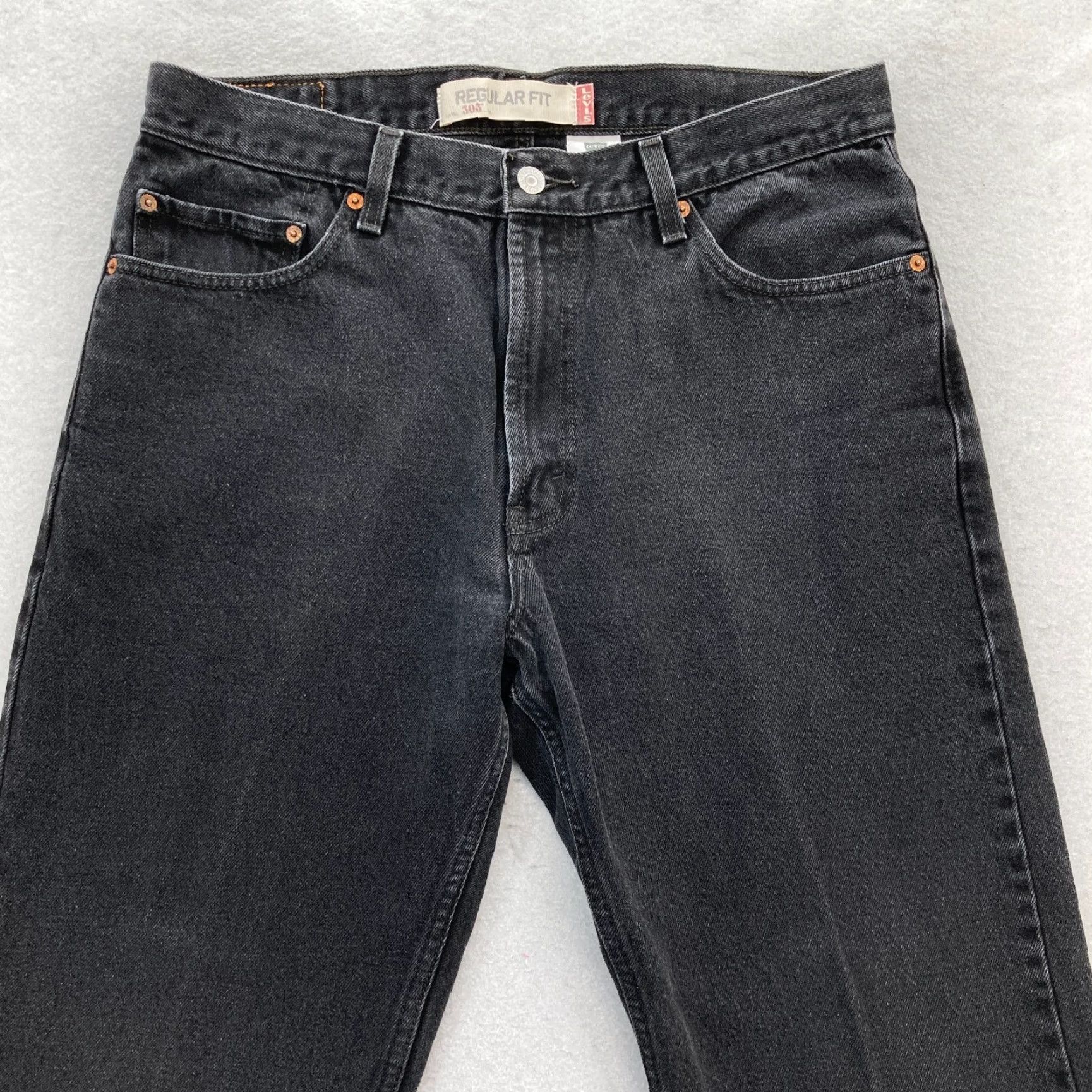 Levi's VINTAGE Levi's 505 Jeans Mens 36x32 Regular Straight Black Denim Grunge 2004 Y2K Size US 36 / EU 52 - 2 Thumbnail