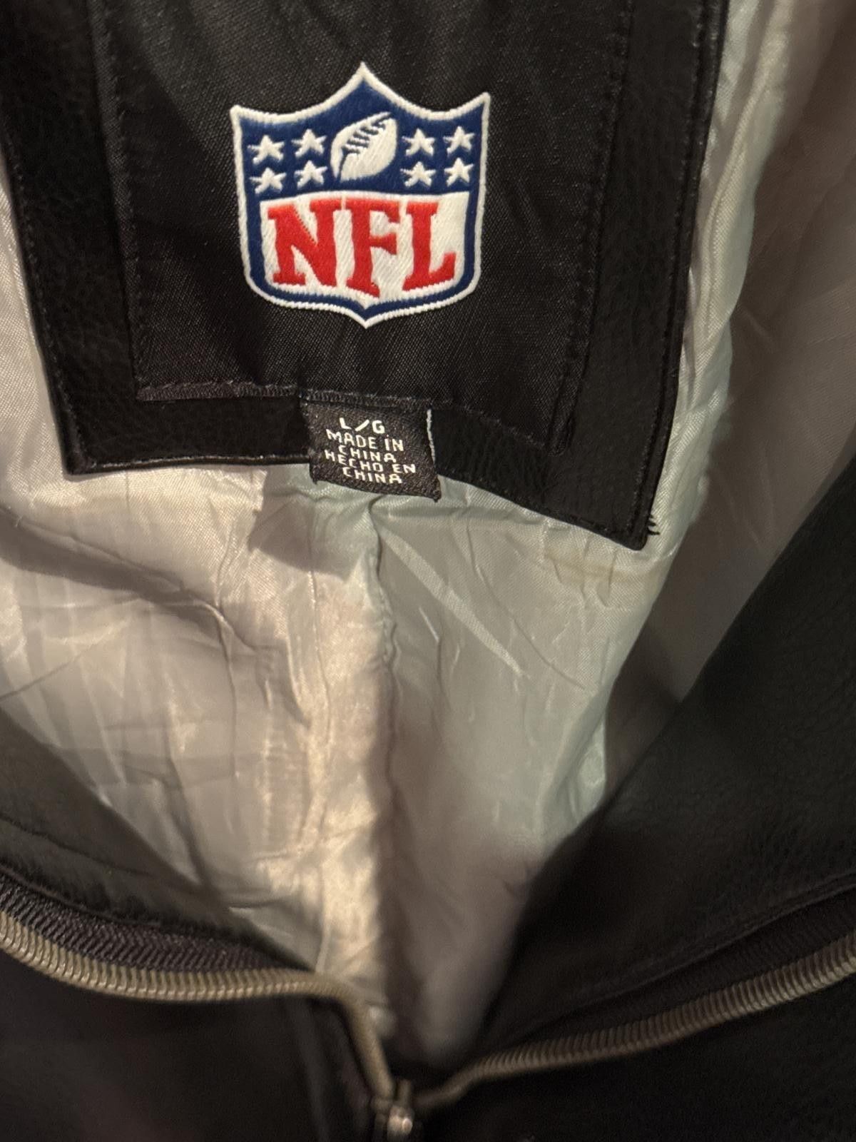 NFL Mens leather full embroidered NFL Raiders varsity jacket Size US L / EU 52-54 / 3 - 3 Thumbnail