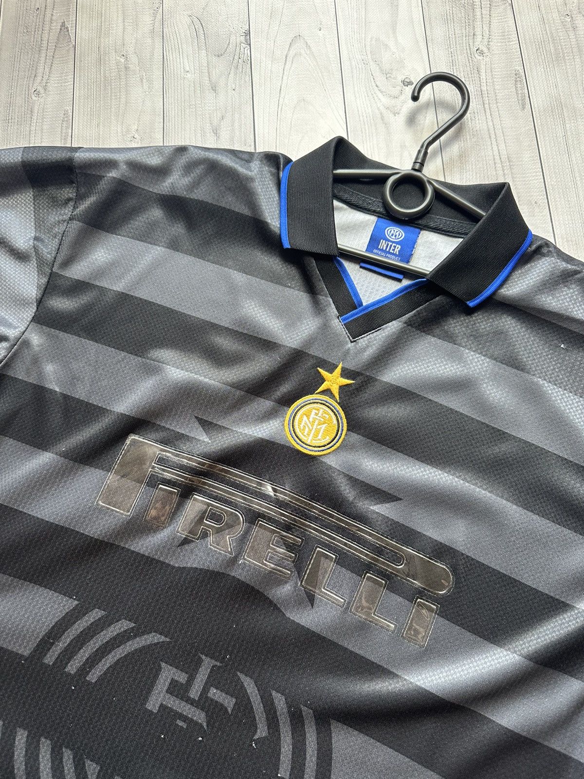 Vintage Vintage inter Milan soccer jersey striped size L Size US L / EU 52-54 / 3 - 4 Thumbnail