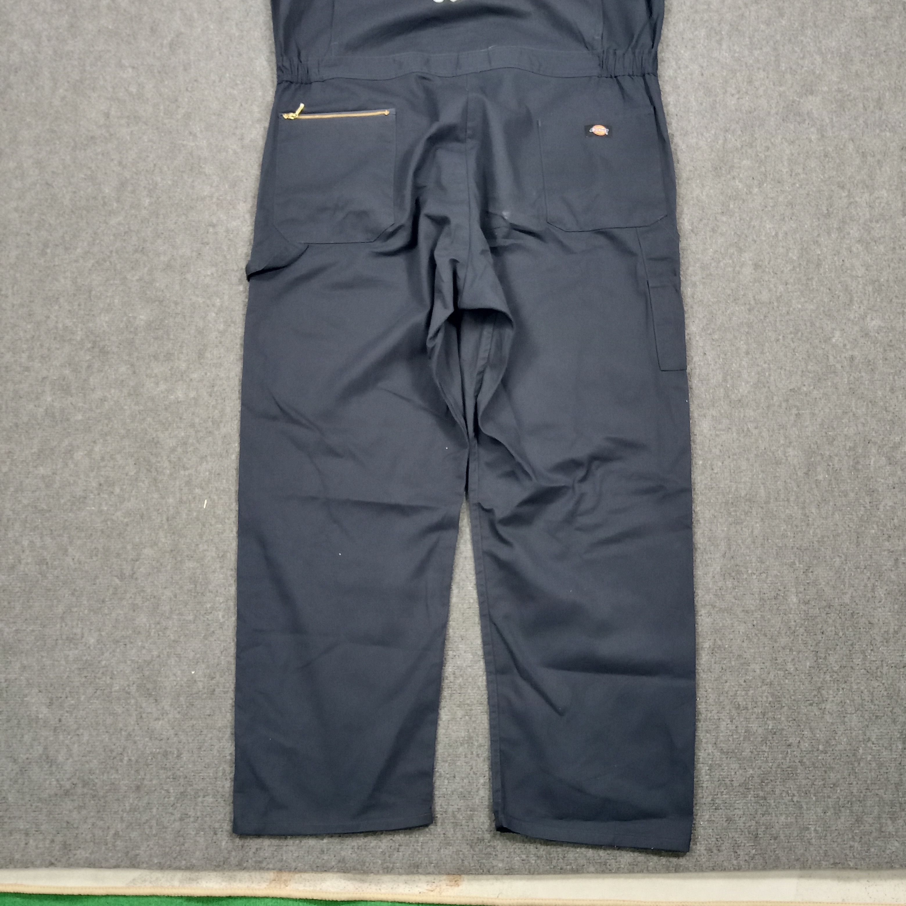 Dickies Dickies Skull Workwear Custom Logo Coverall Jacket C277N20 Size US L / EU 52-54 / 3 - 3 Thumbnail