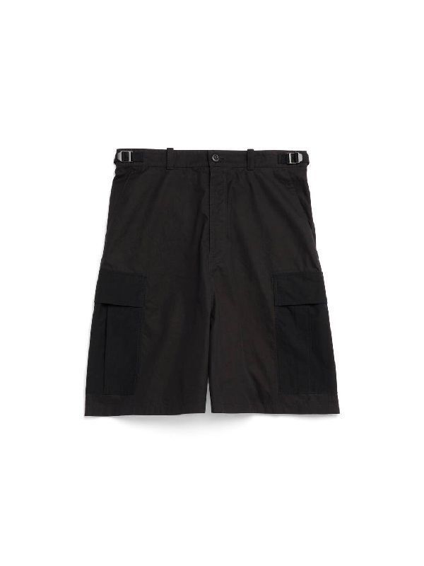 Balenciaga o1bcso1str0425 Cargo Shorts in Black Size US 32 / EU 48 - 1 Thumbnail