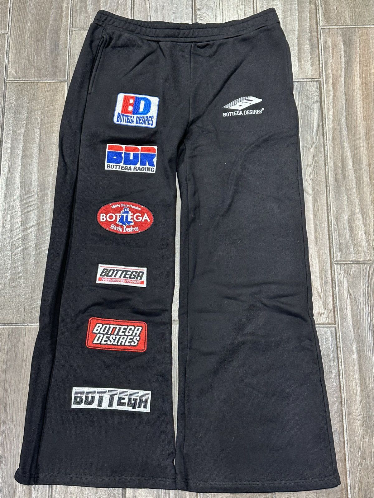 Bottega Desires Bottega Desires Patches Sweatpants Black Size US 36 / EU 52 - 1 Thumbnail