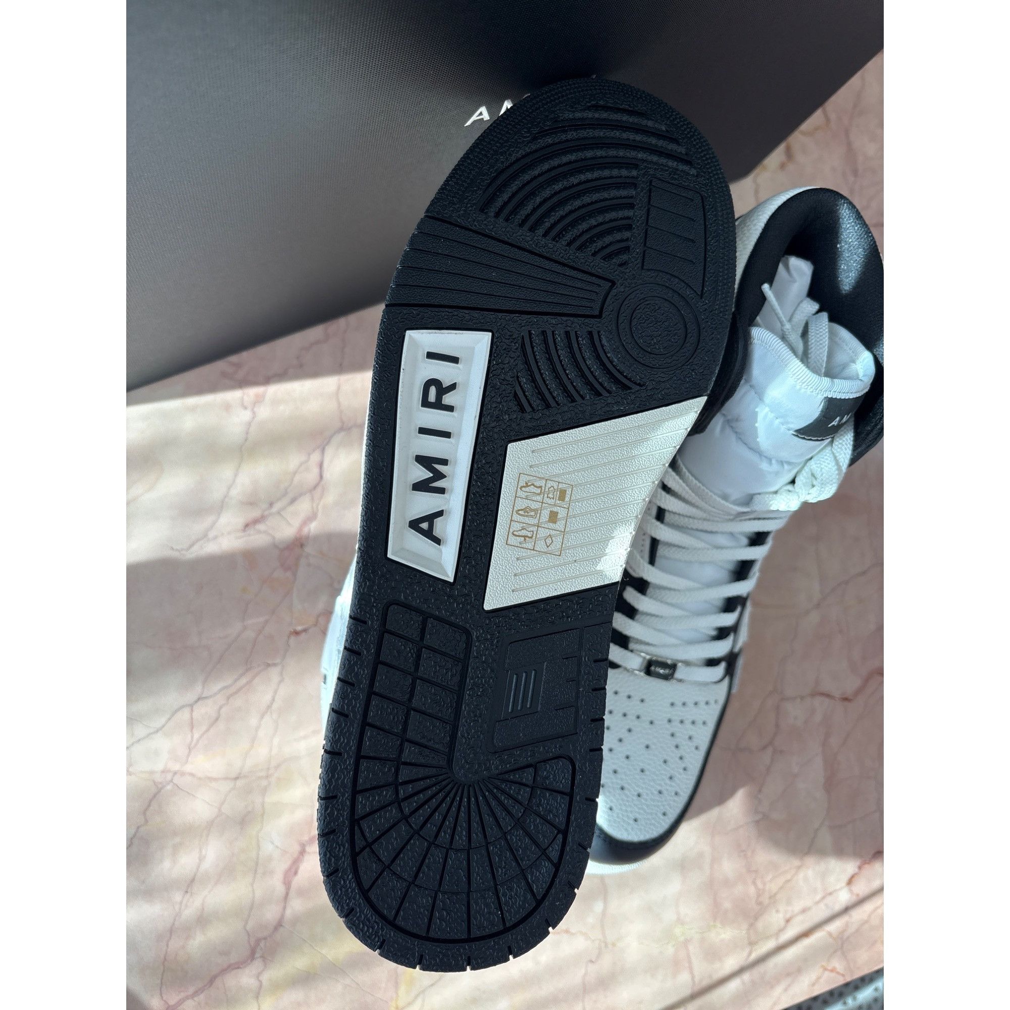 Amiri Amiri Skel Top Hi Sneakers in Black & White 44 New with Box Size US 11 / EU 44 - 10 Thumbnail