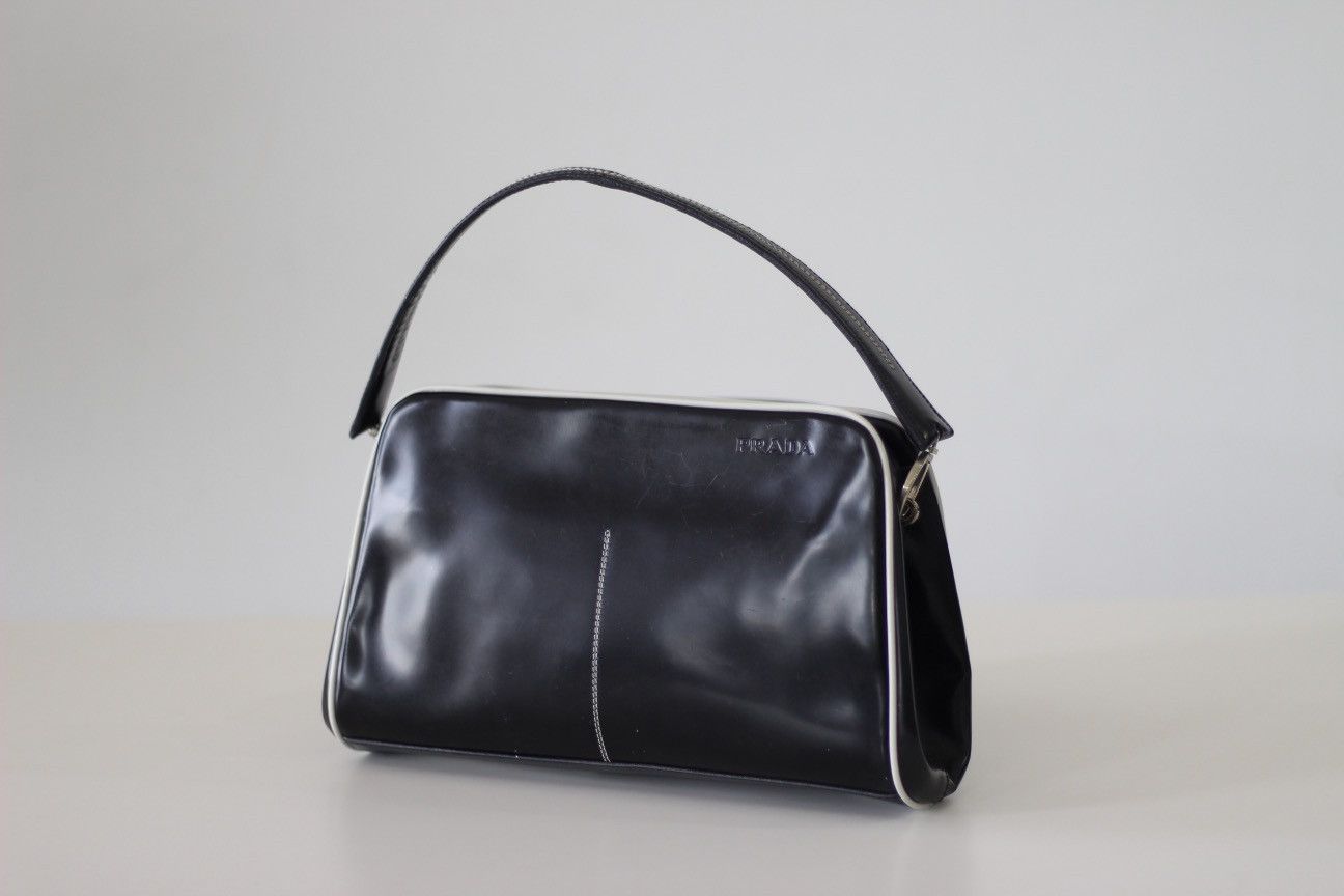 Prada Prada patent logo small bag Size ONE SIZE - 1 Thumbnail