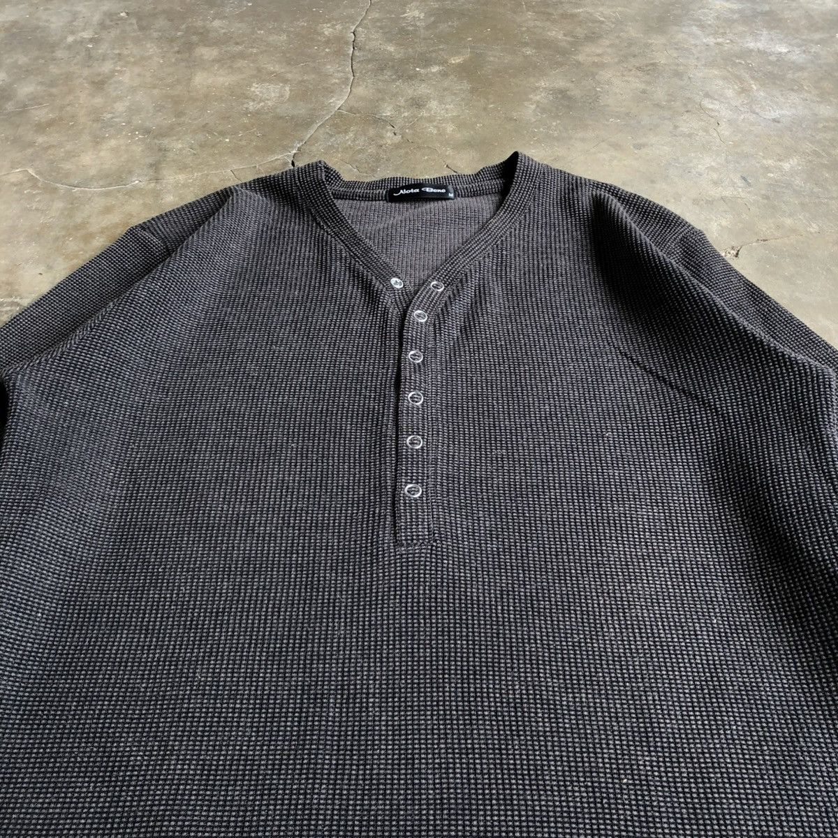 If Six Was Nine 2000s Nota Bene Halfbutton Longslevee Thermal Waffle Lgb Size US M / EU 48-50 / 2 - 4 Thumbnail