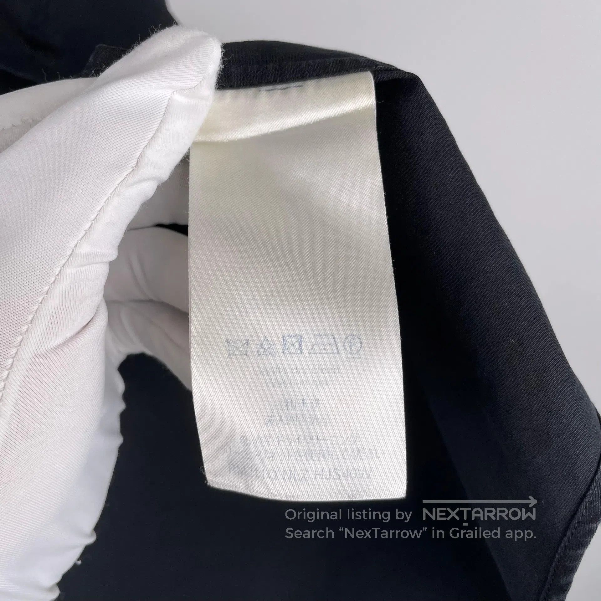 Louis Vuitton Louis Vuitton Black Shirt with Manual| Size US M / EU 48-50 / 2 - 7 Thumbnail