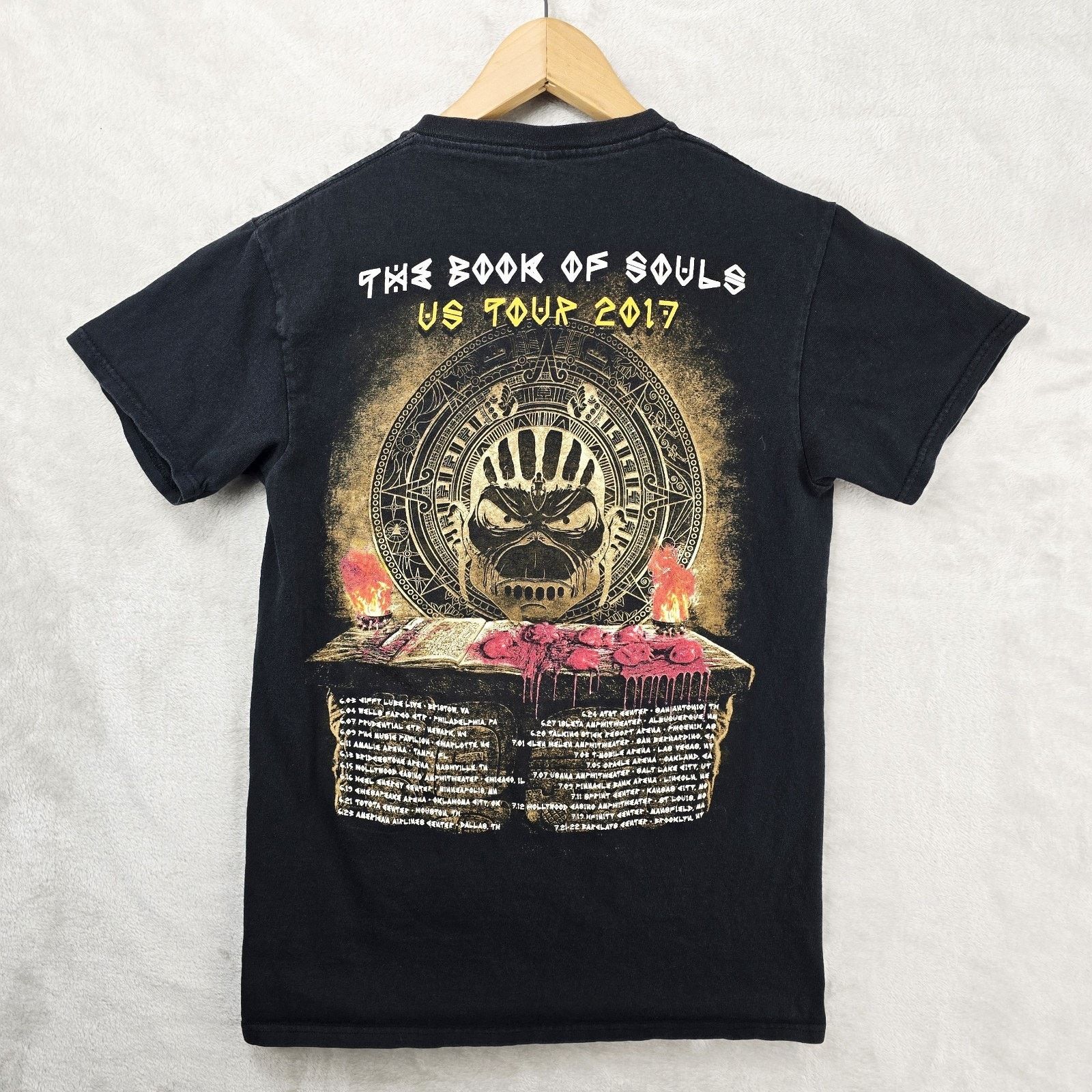 Delta Iron Maiden The Book of Souls US Tour 2017 Mens Shirt Small Size US S / EU 44-46 / 1 - 5 Thumbnail