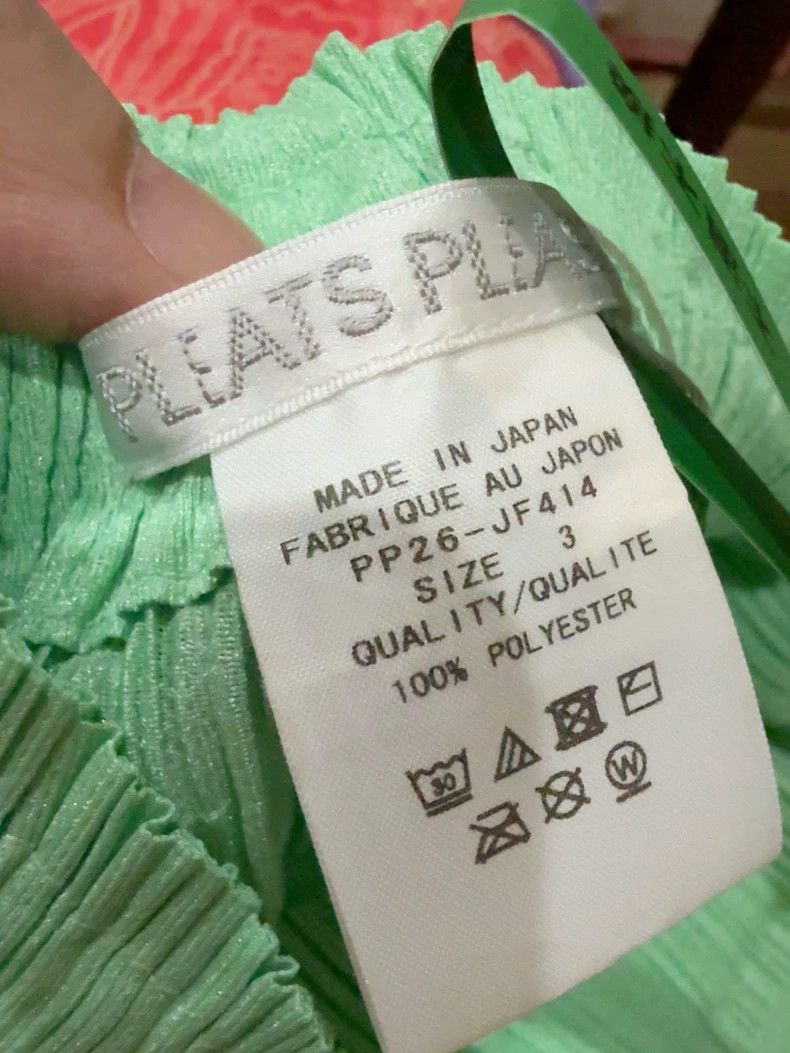 Issey Miyake Issey Miyake size:3 Green pleated trousers Size 22" - 3 Thumbnail