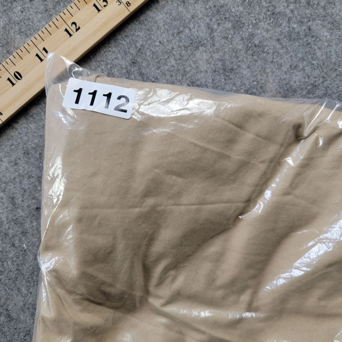 Polo Ralph Lauren Polo Ralph Lauren Chino Shorts Khaki Beige Classic Fit 9" Size US 40 / EU 56 - 12 Thumbnail