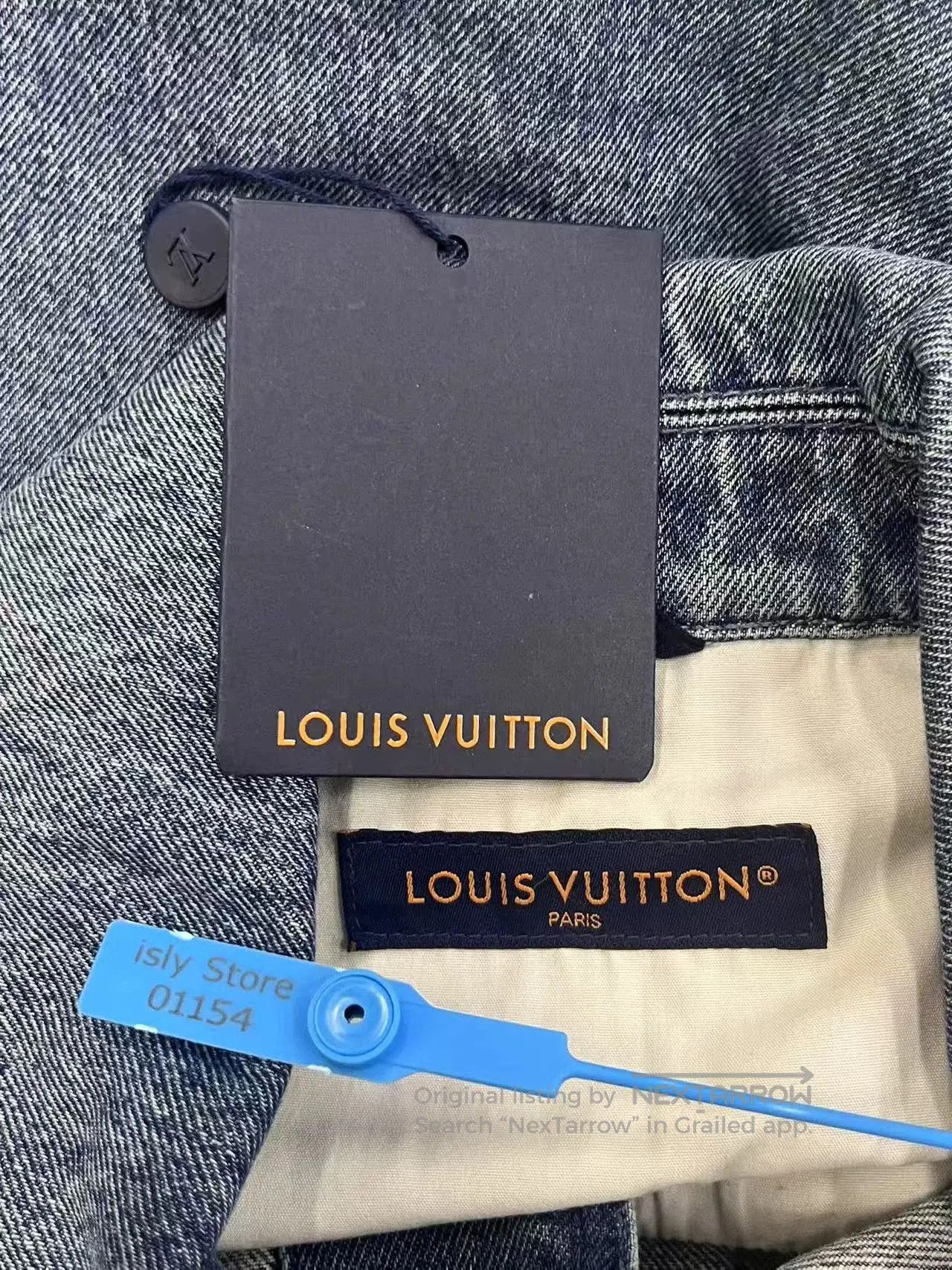 Louis Vuitton louis vuitton logo short sleeve shirt blue. Size US S / EU 44-46 / 1 - 5 Thumbnail