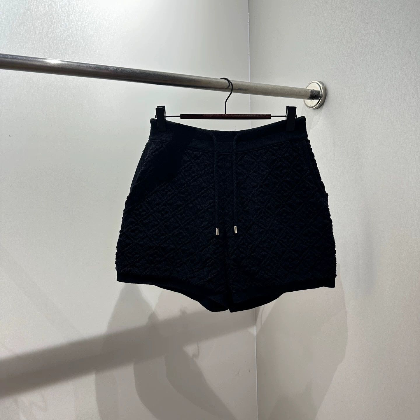 Louis Vuitton LV 25SS Allover Drawstring Shorts S Size 26" / US 2 / IT 38 - 1 Thumbnail