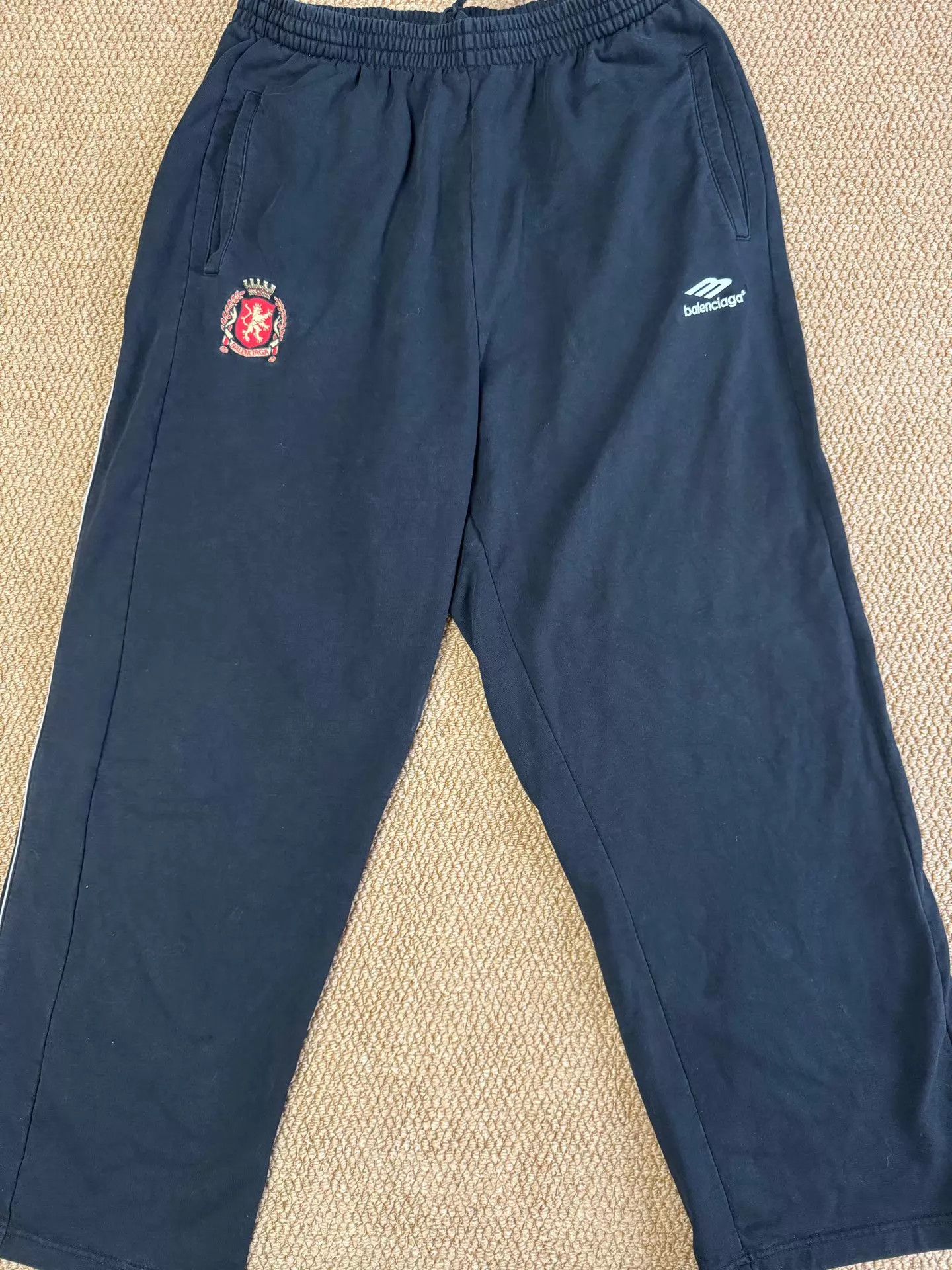 Balenciaga Balenciaga MUFC Embrd Log WideLeg Track Pants 98 New L Size US 34 / EU 50 - 1 Thumbnail