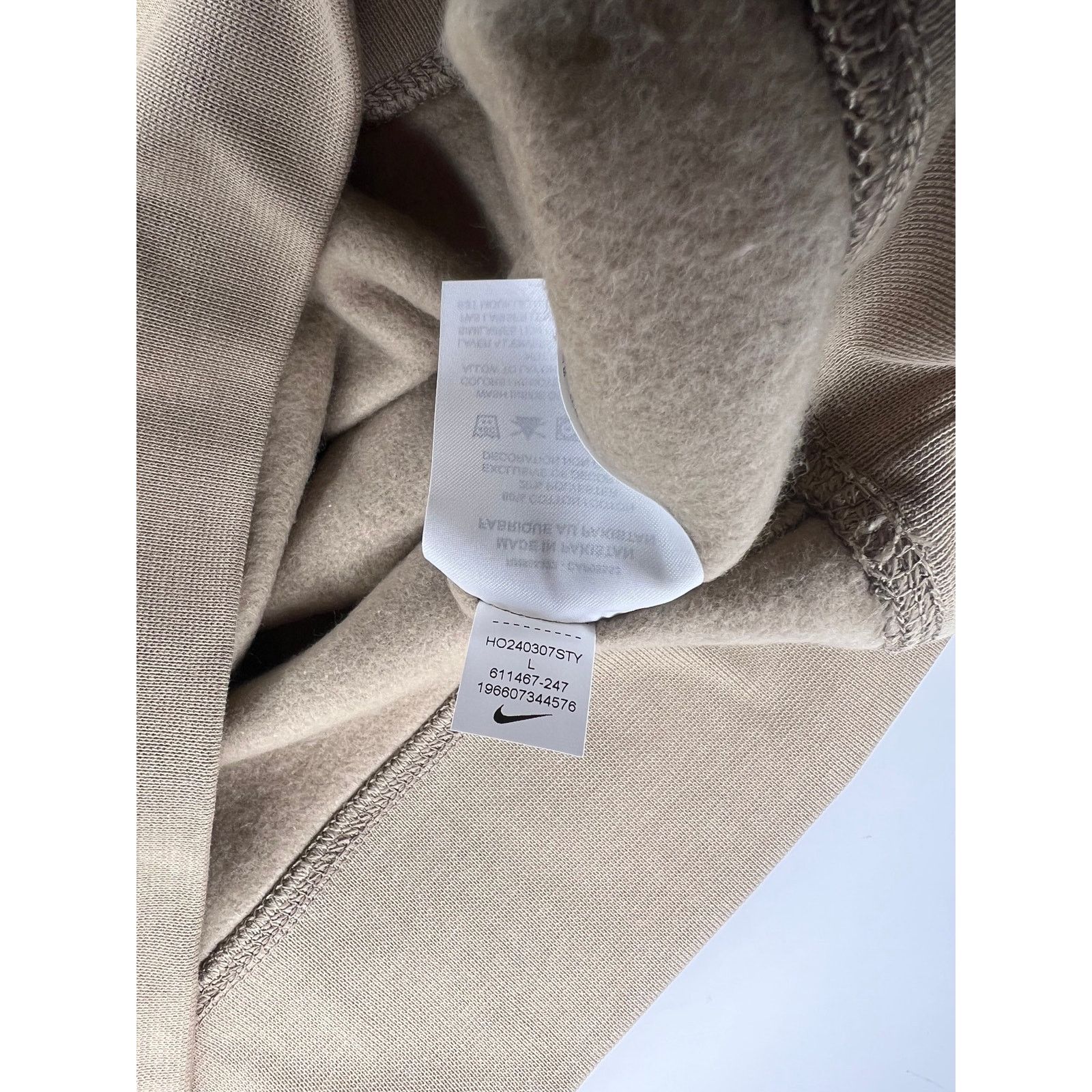 Nike Nike Fleece Crew-Neck Sweatshirt Khaki/White Size US L / EU 52-54 / 3 - 6 Thumbnail