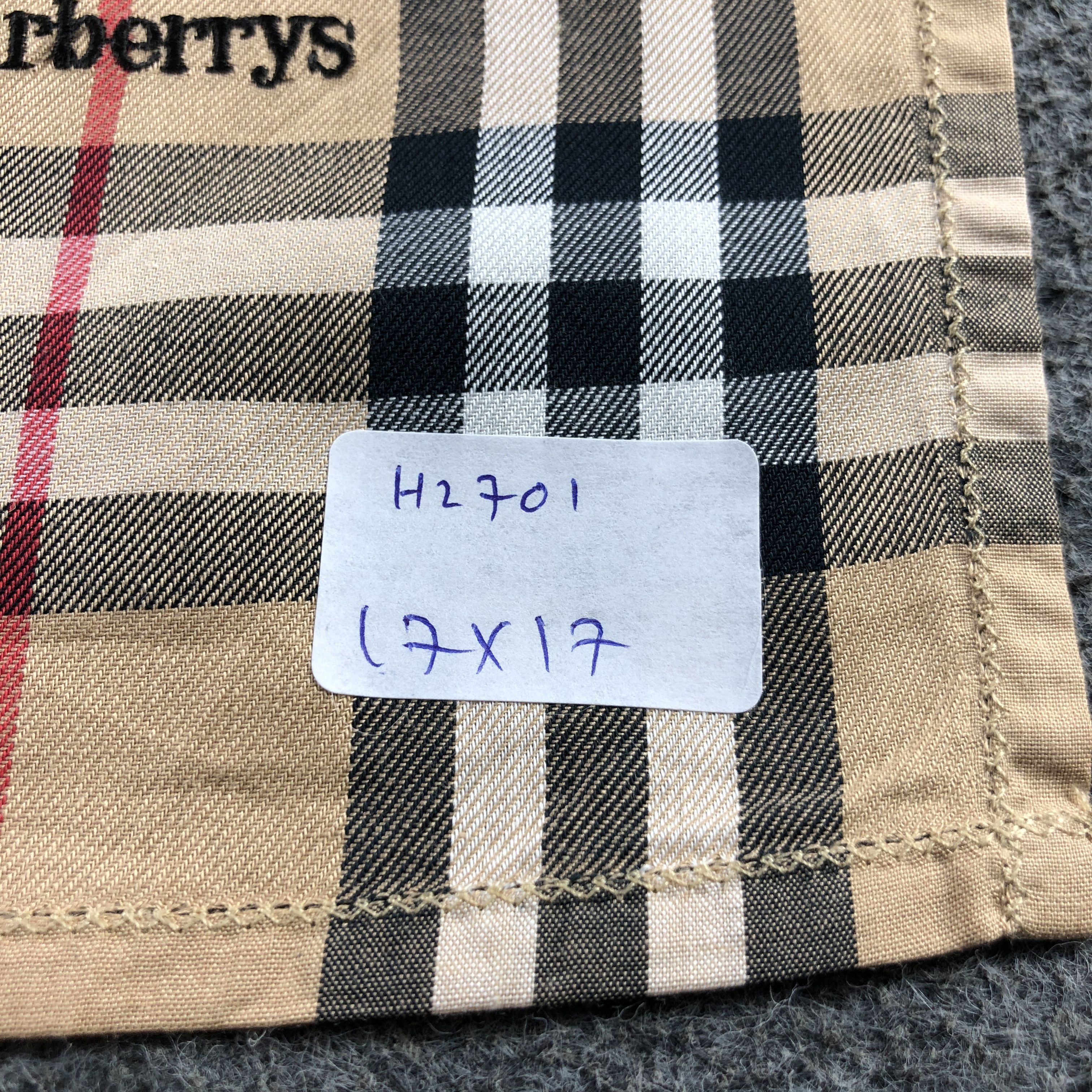 Burberry Burberry Nova Check Handkerchief Neckerchief Bandana H2701 Size ONE SIZE - 6 Thumbnail