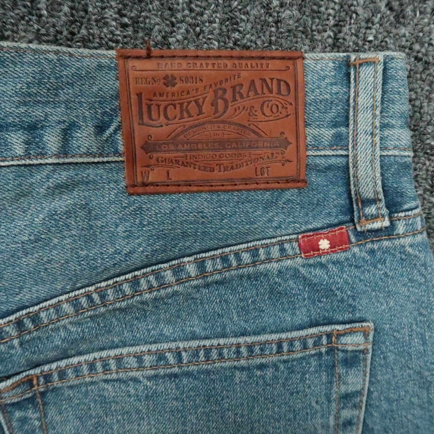 Lucky Brand Lucky Brand Jeans Mens 35x33 Slim Distressed Paint Splatter Blue Denim 5-Pocket Straight Zip Button Inseam 33 Vintage No Mens Size US 35 - 7 Thumbnail