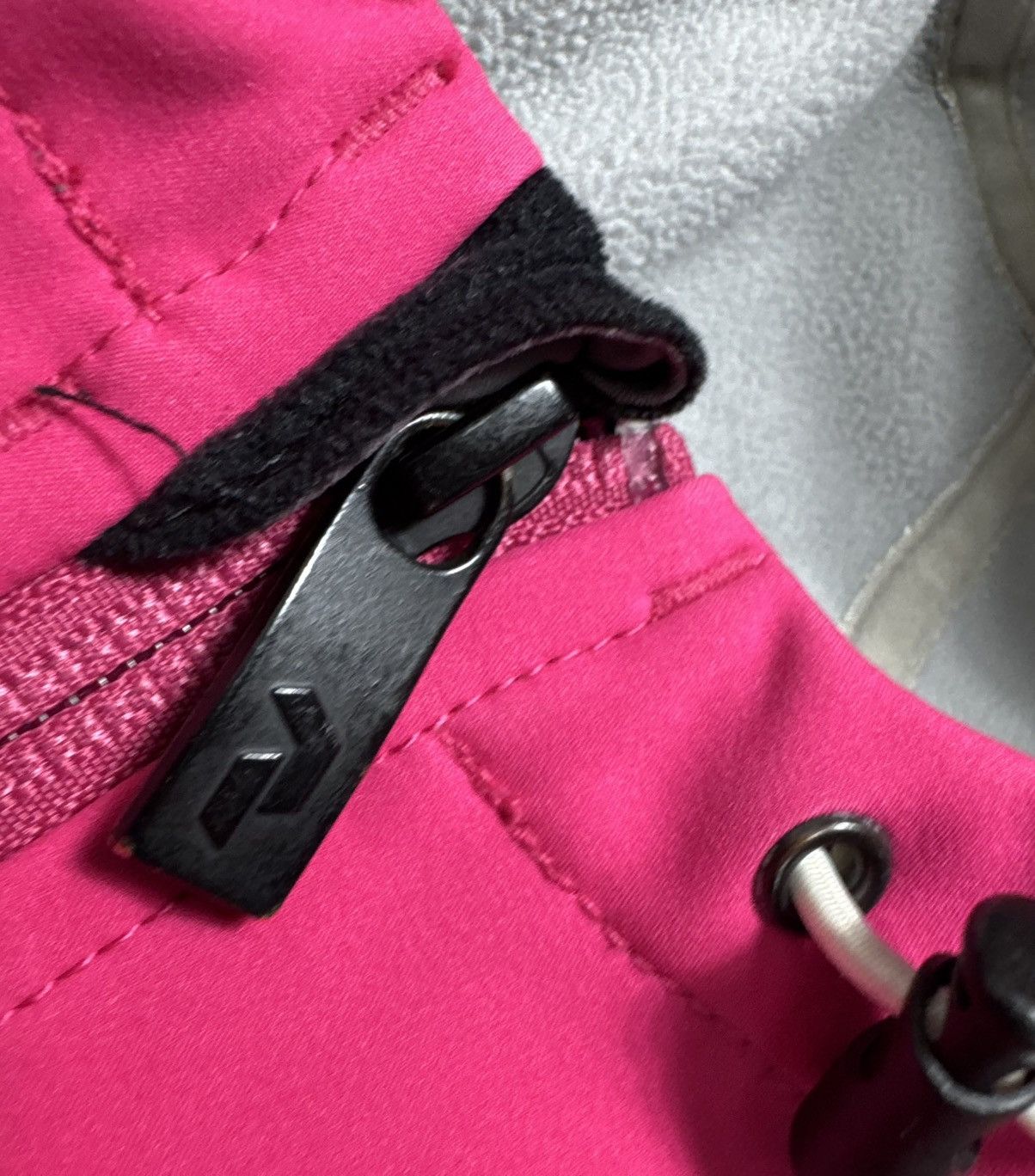 Peak Performance Peak Performance Women’s Soft-Shell Jacket Size S Size S / US 4 / IT 40 - 6 Thumbnail